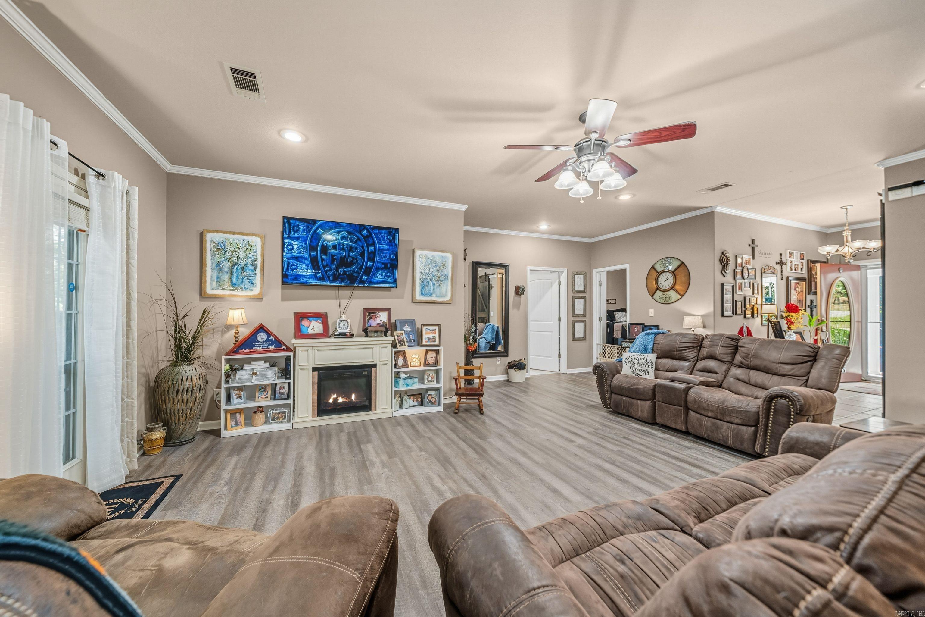 105 Chisholm  Hot Springs, AR