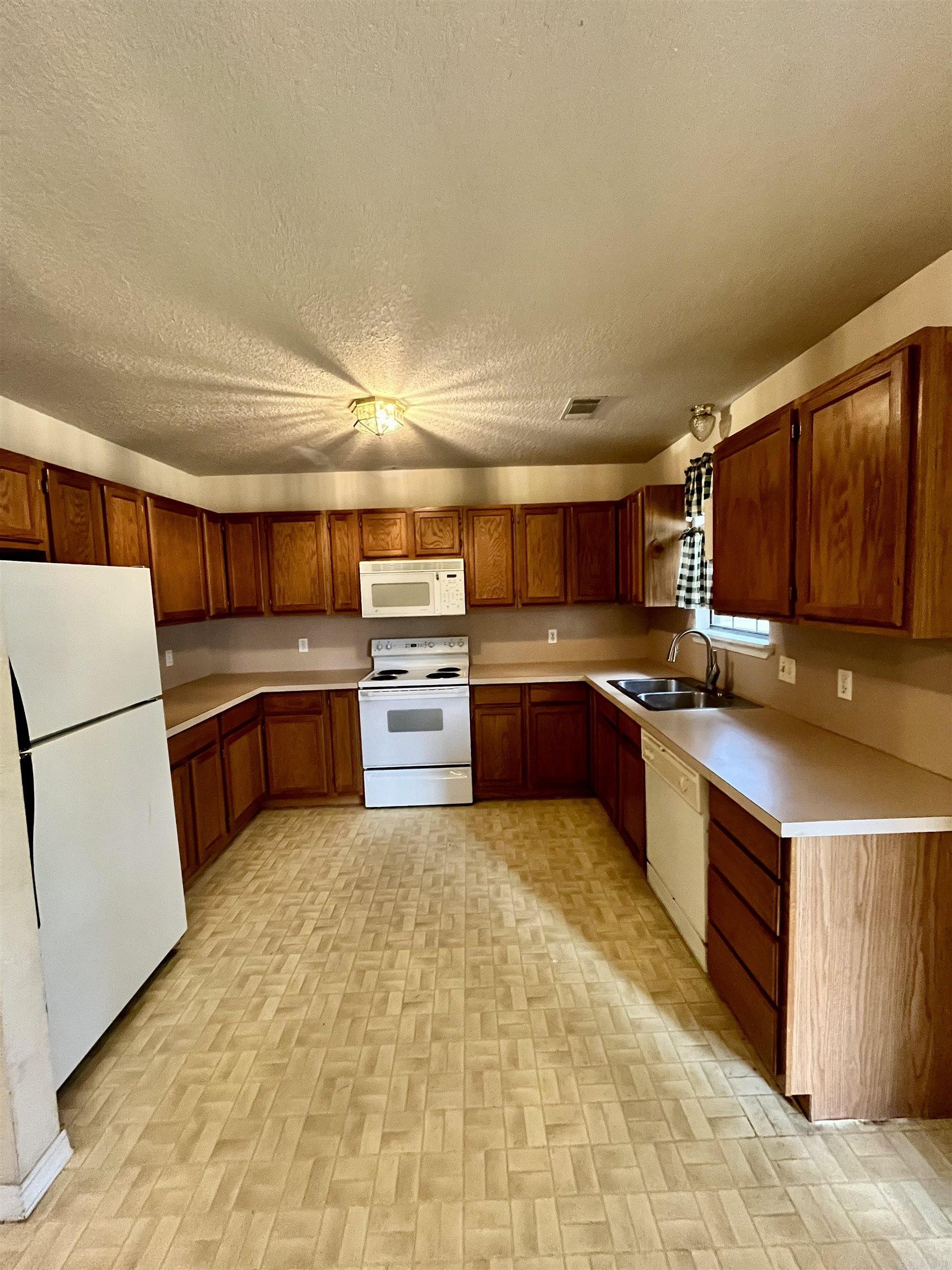 228 Frost Road  Caddo Valley, AR