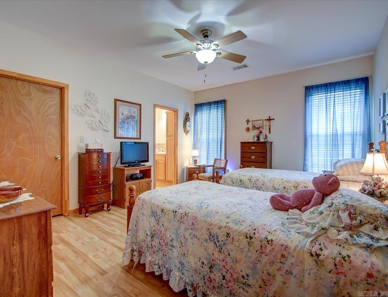 231 Hollywood  Hot Springs, AR