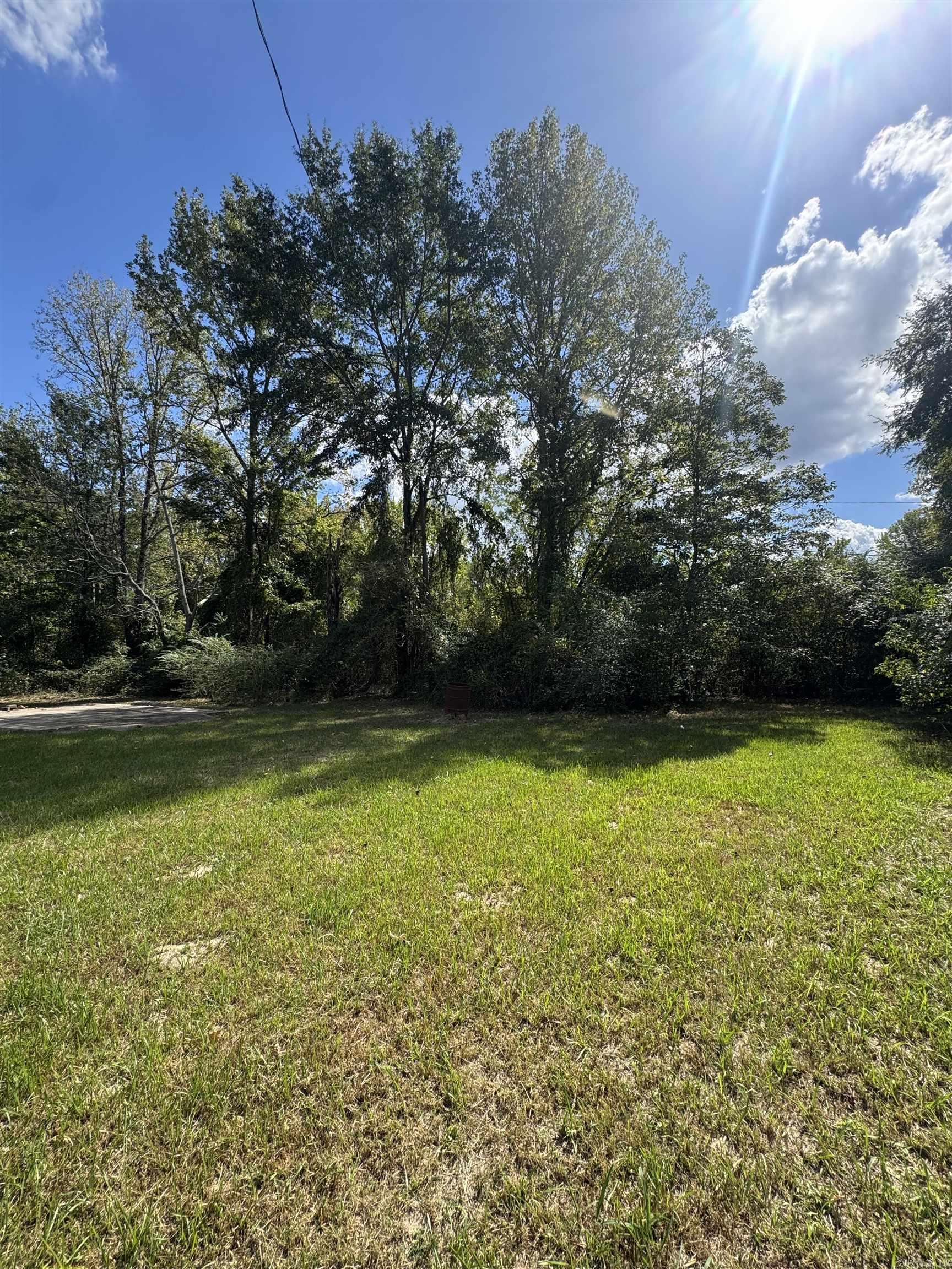 5411 Old Warren  Pine Bluff, AR
