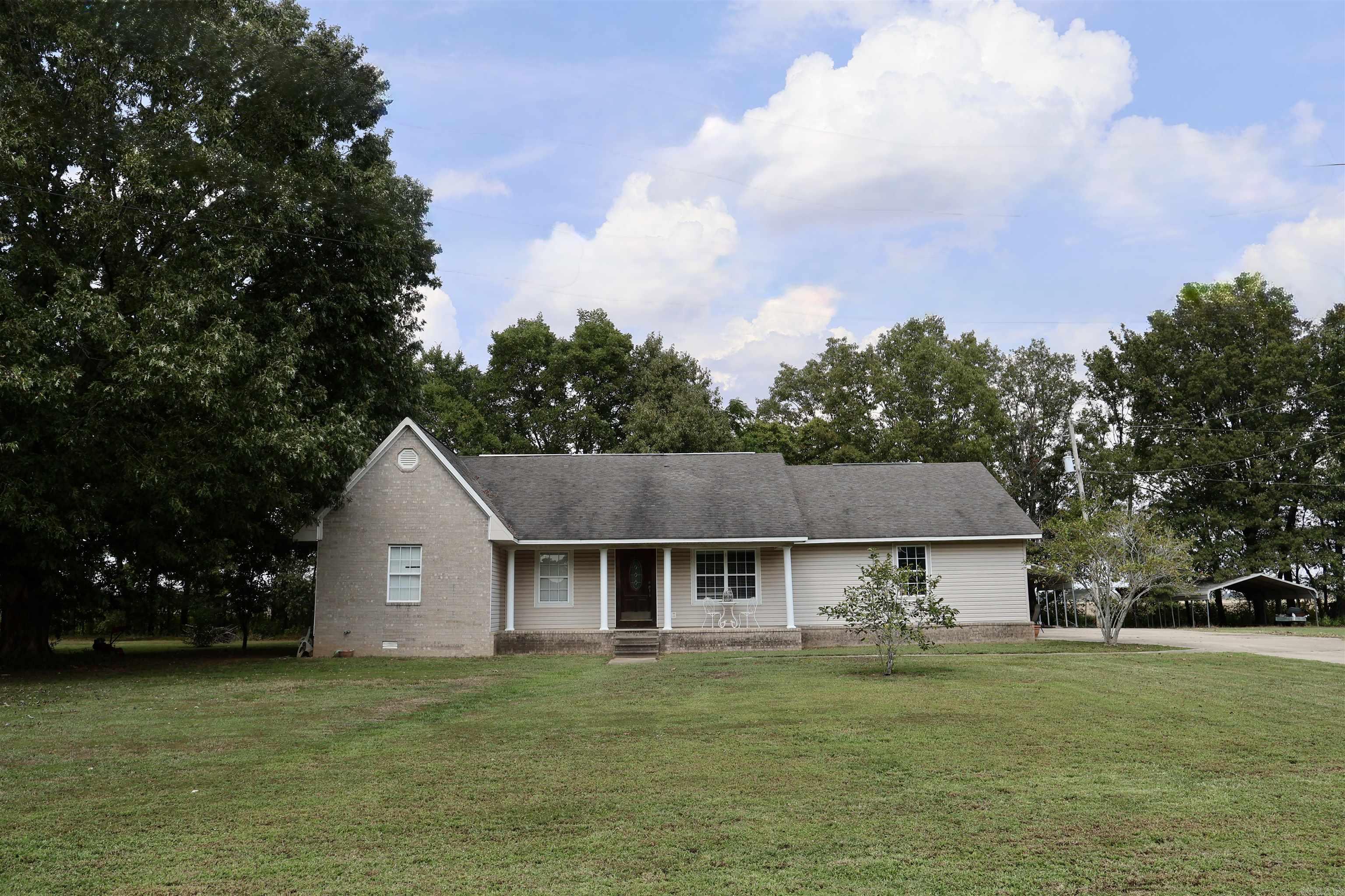 209 Sherwood  McGehee, AR