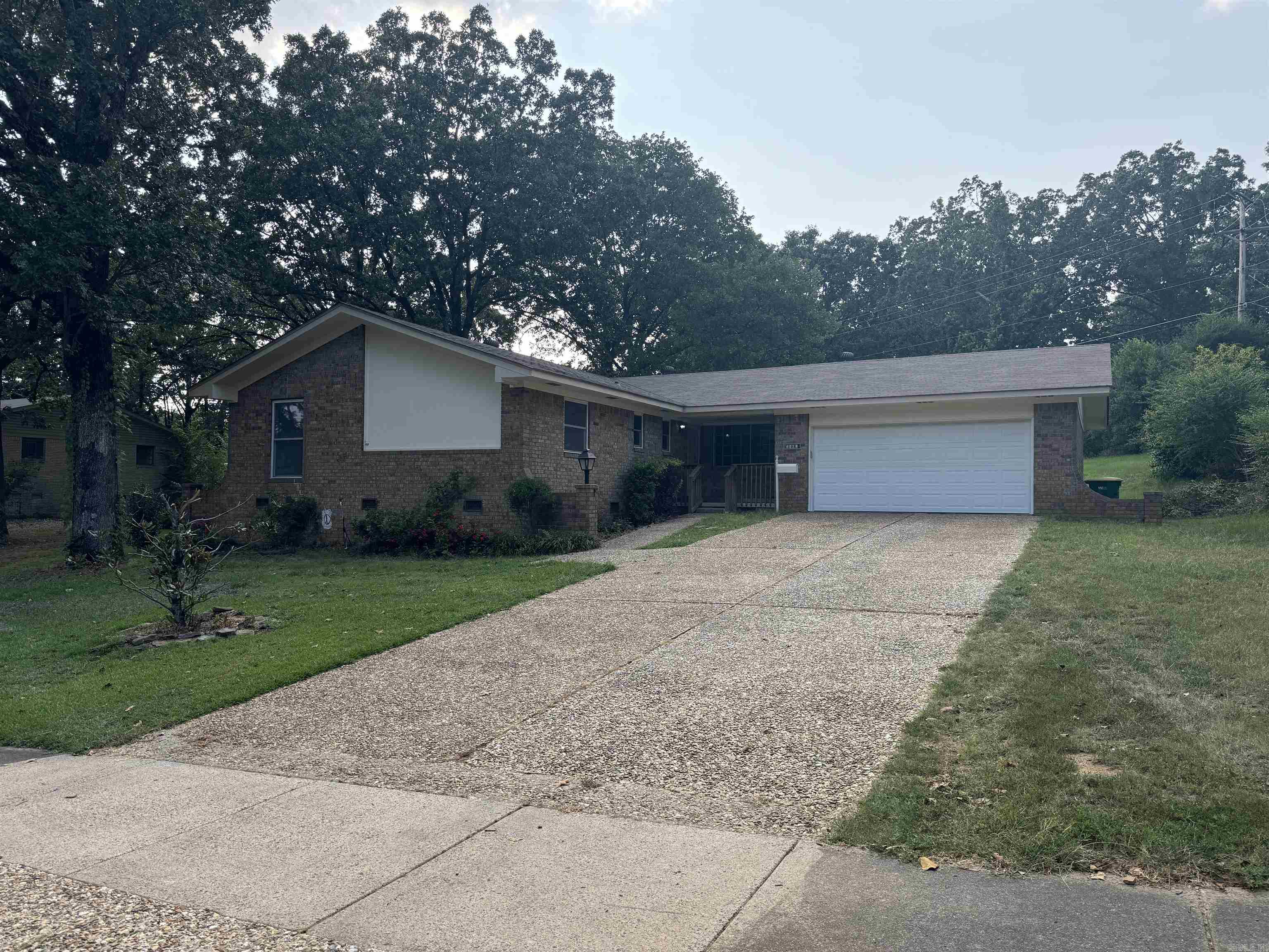 2901 Donaghey