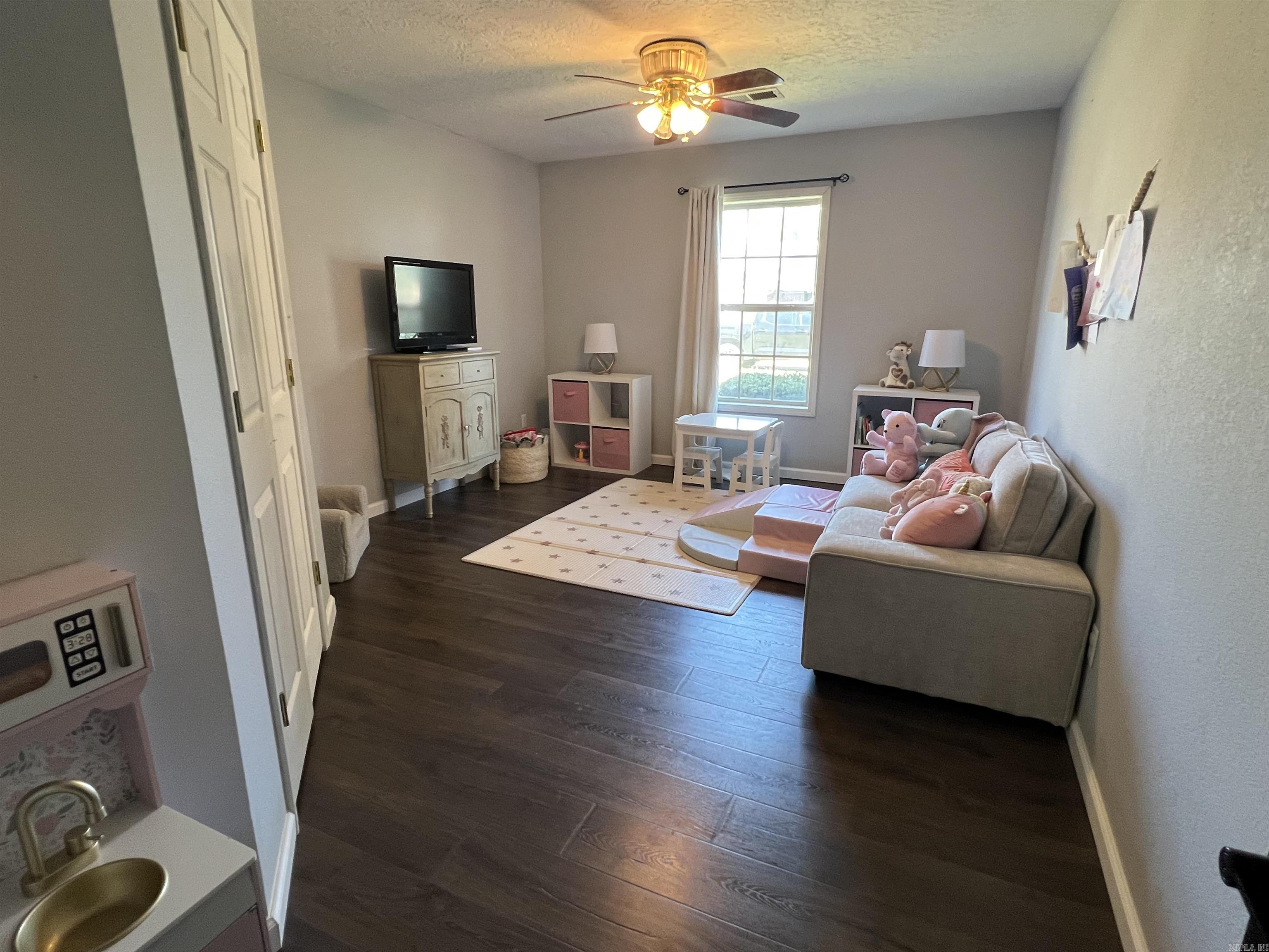 1783 Hart  Wynne, AR