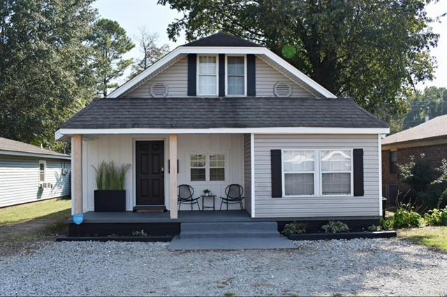 1714  Dill St  Newport, AR