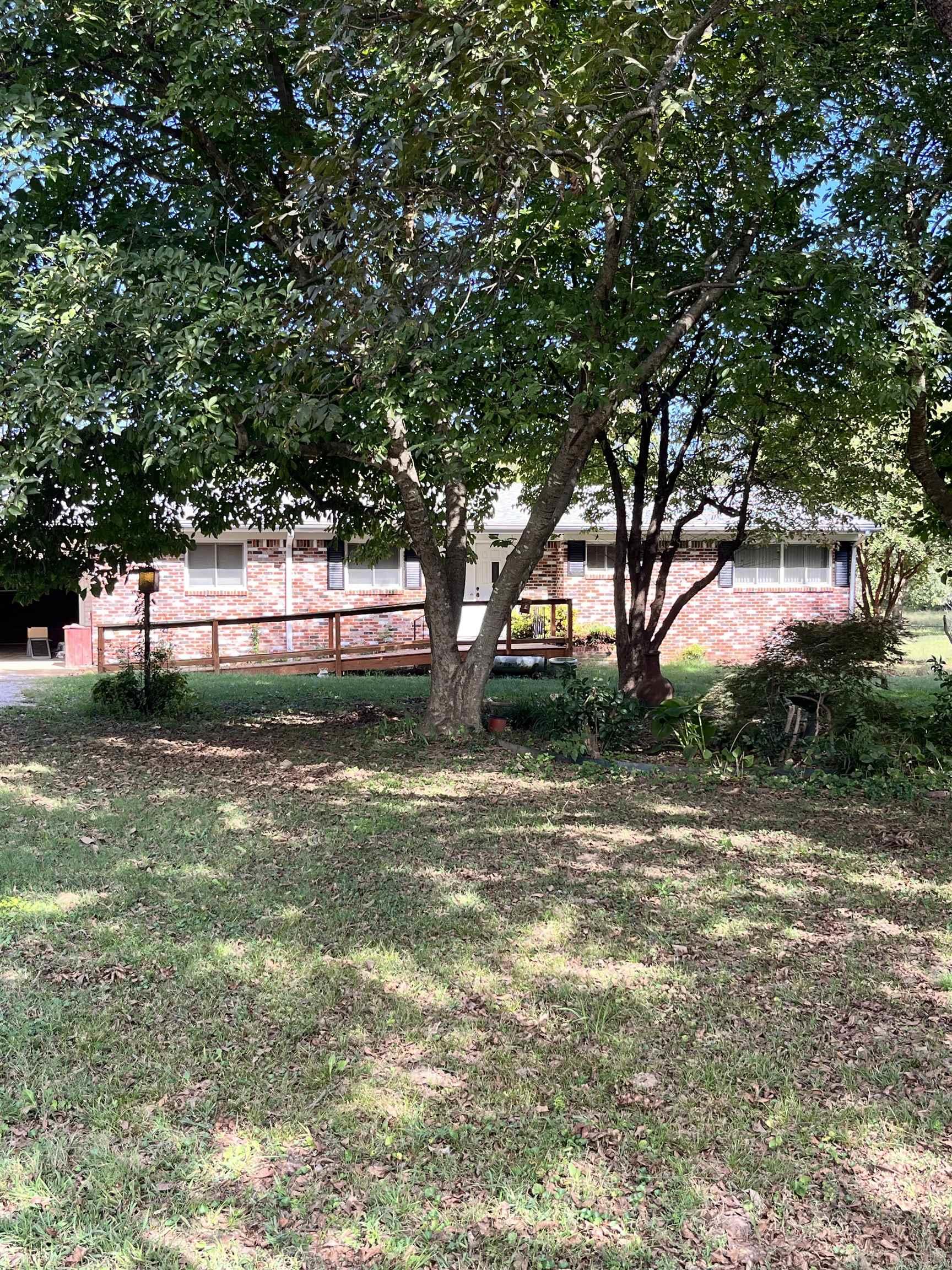 219 E McClendon  Batesville, AR