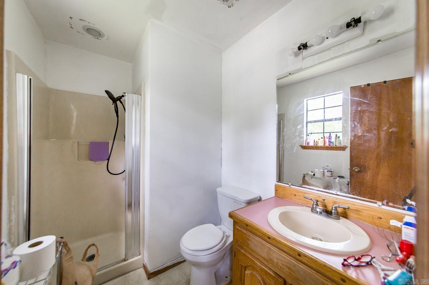 2423 S Chatfield  Benton, AR