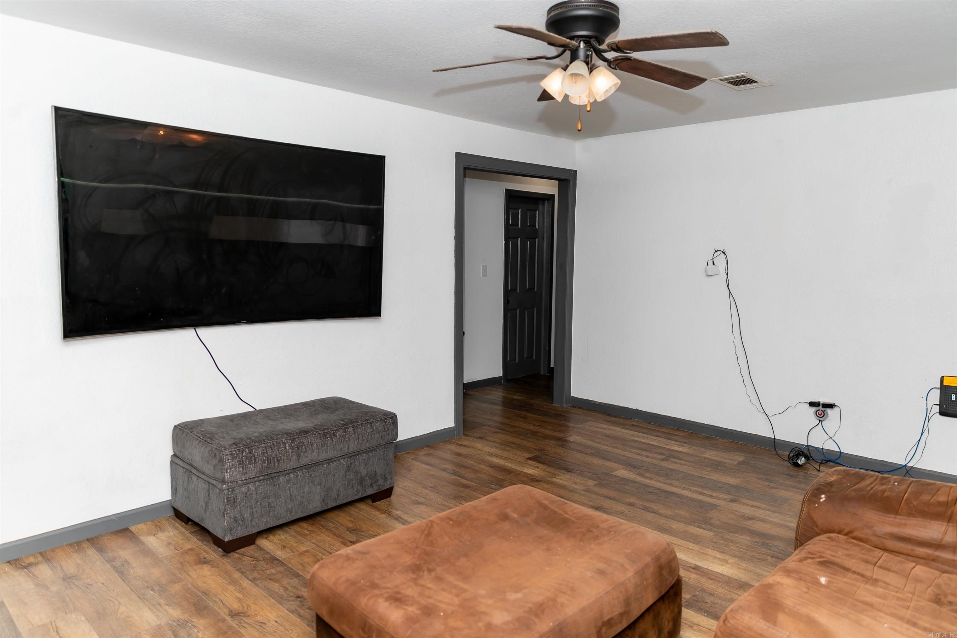 208 N 7th  Paragould, AR