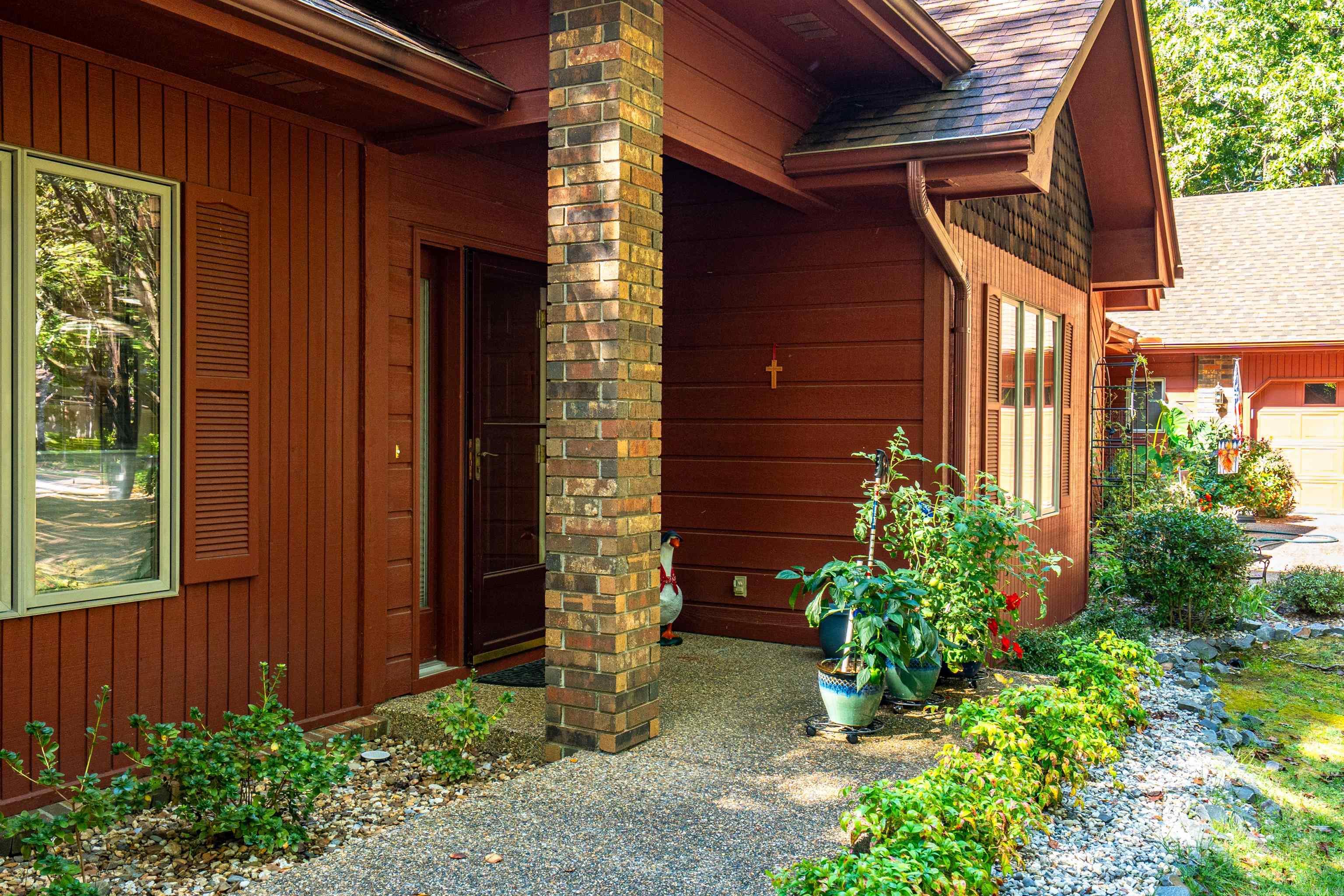 13 Emanuel  Hot Springs Village, AR