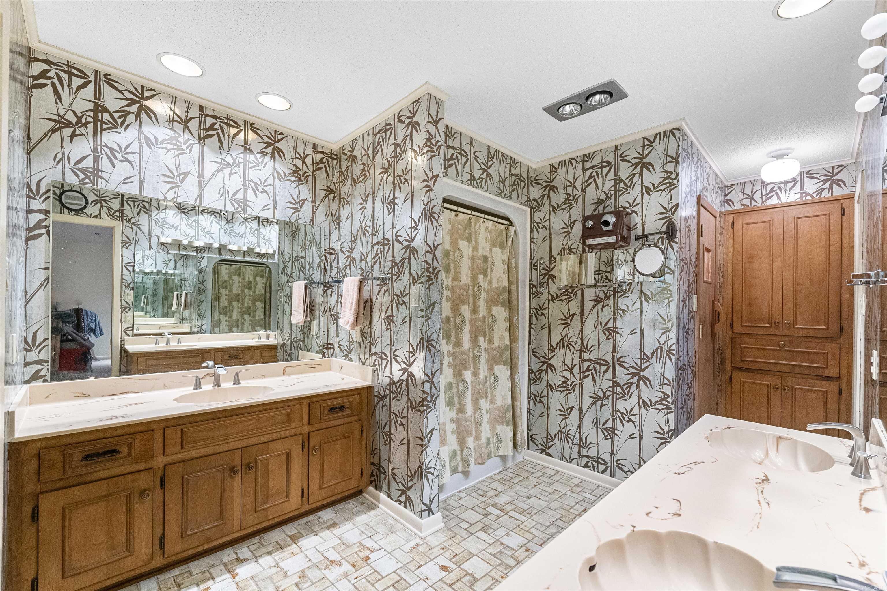 7438 Cross Road  Pine Bluff, AR