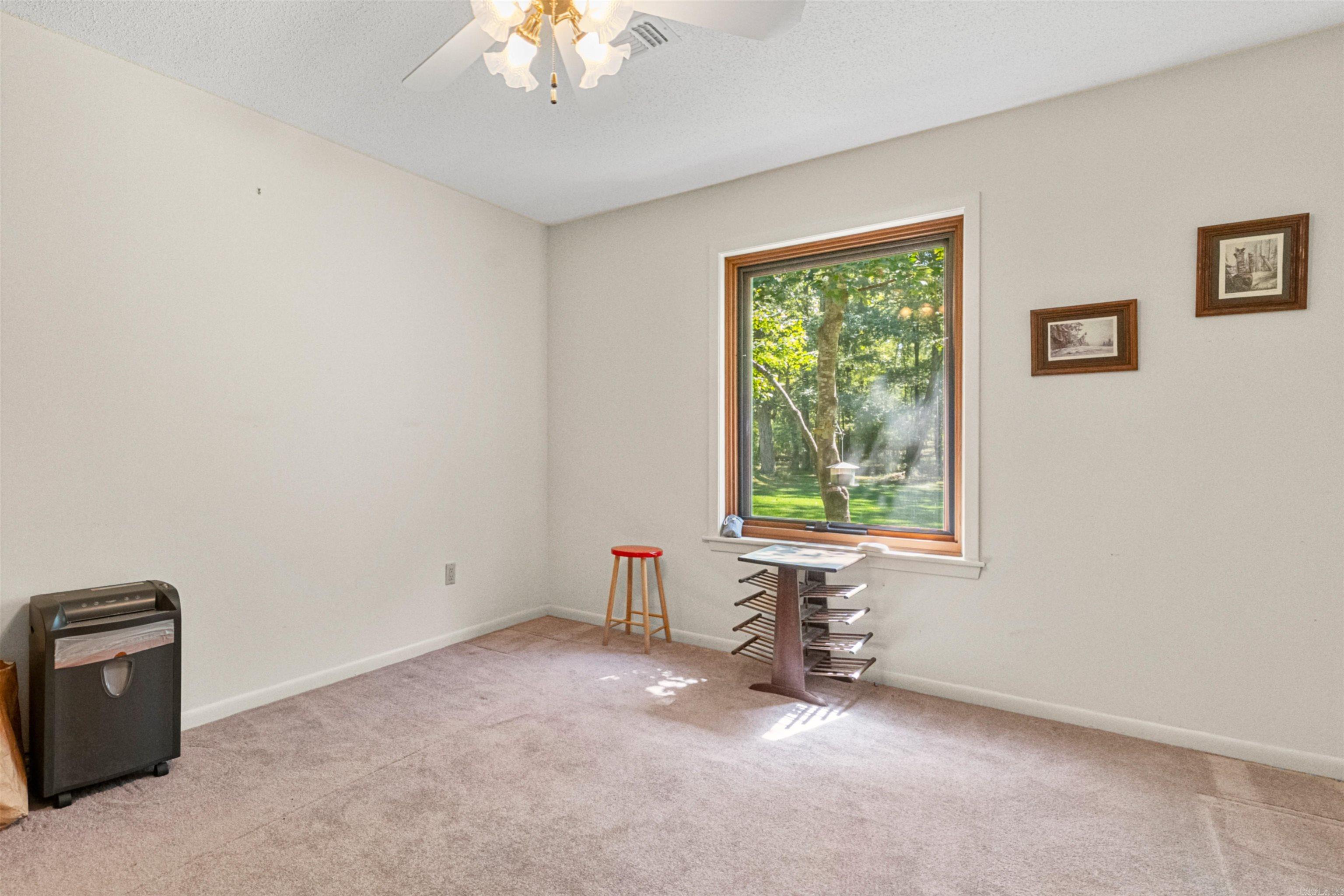 7438 Cross Road  Pine Bluff, AR