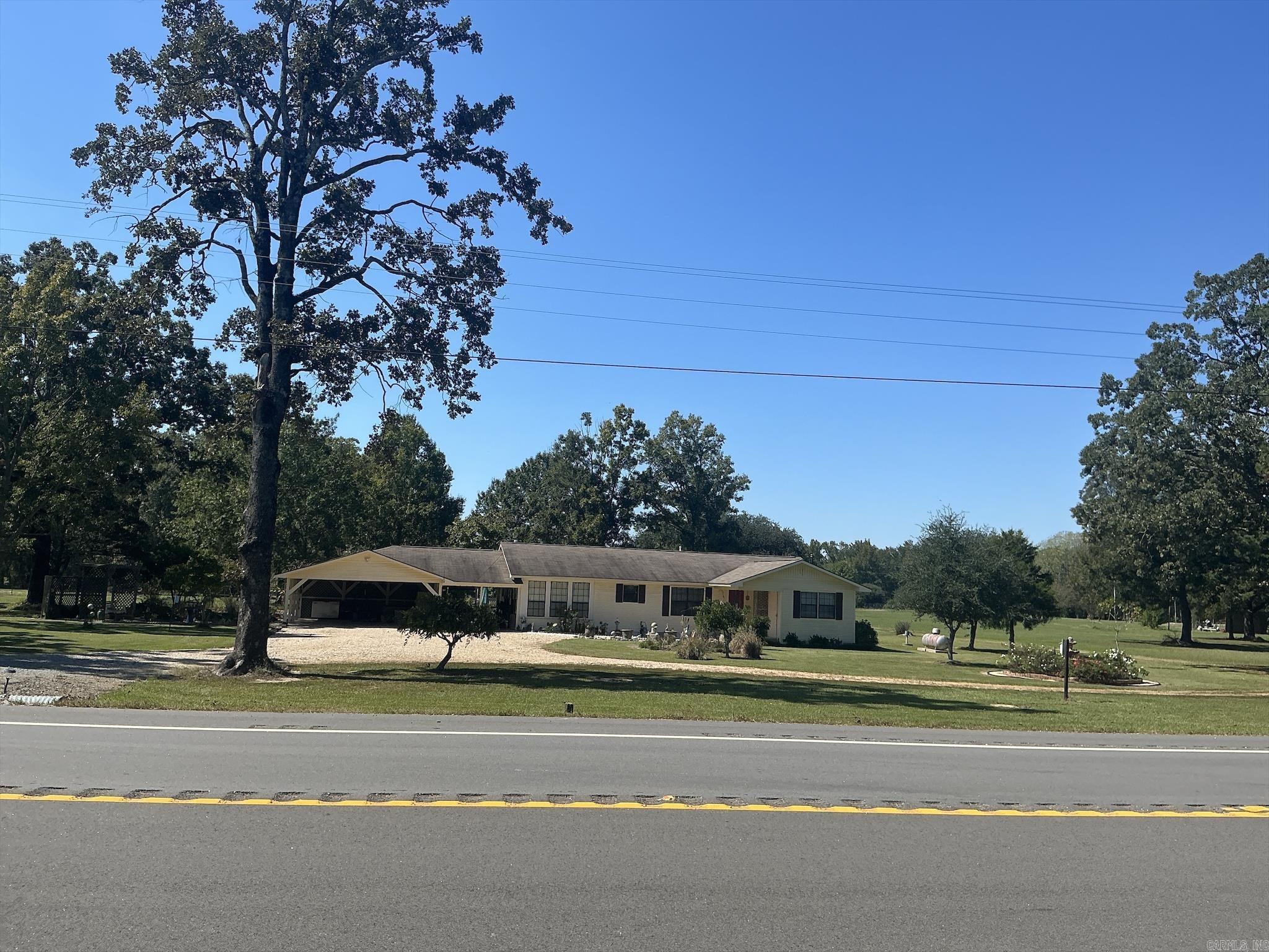 2157 N Hwy 133  Crossett, AR