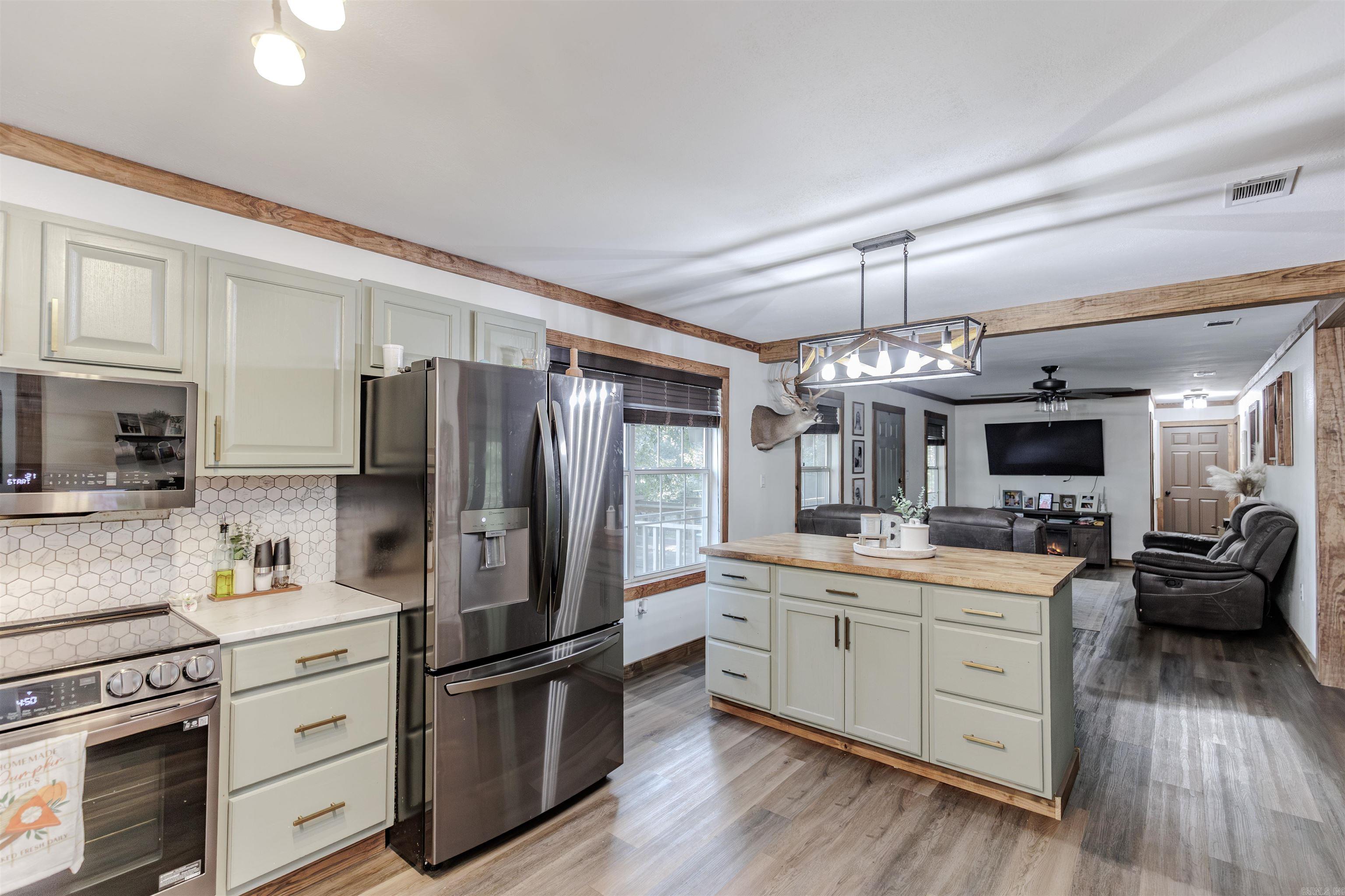 3684 Highway 60 W  Perryville, AR