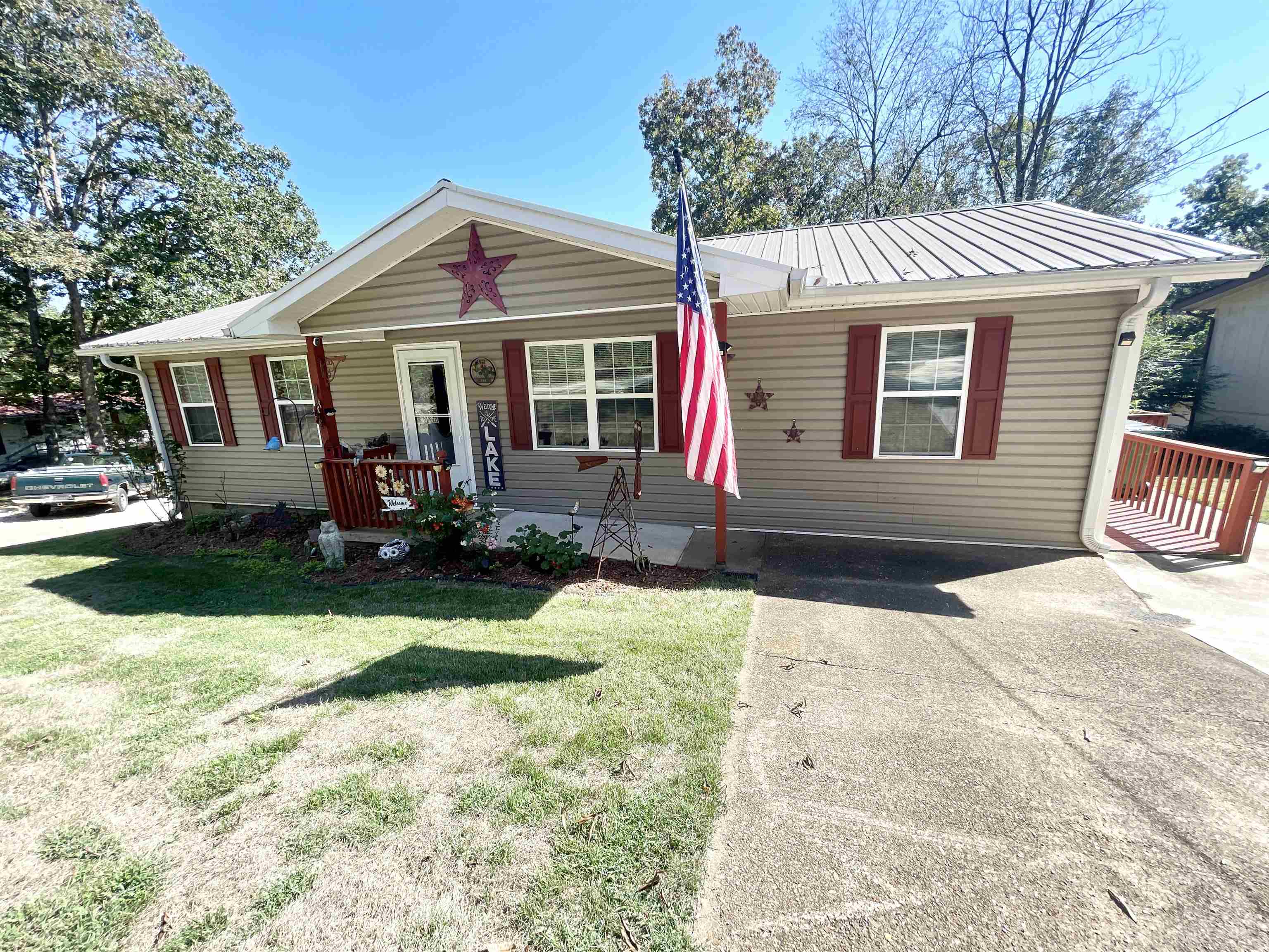 29 W Lakeshore  Cherokee Village, AR