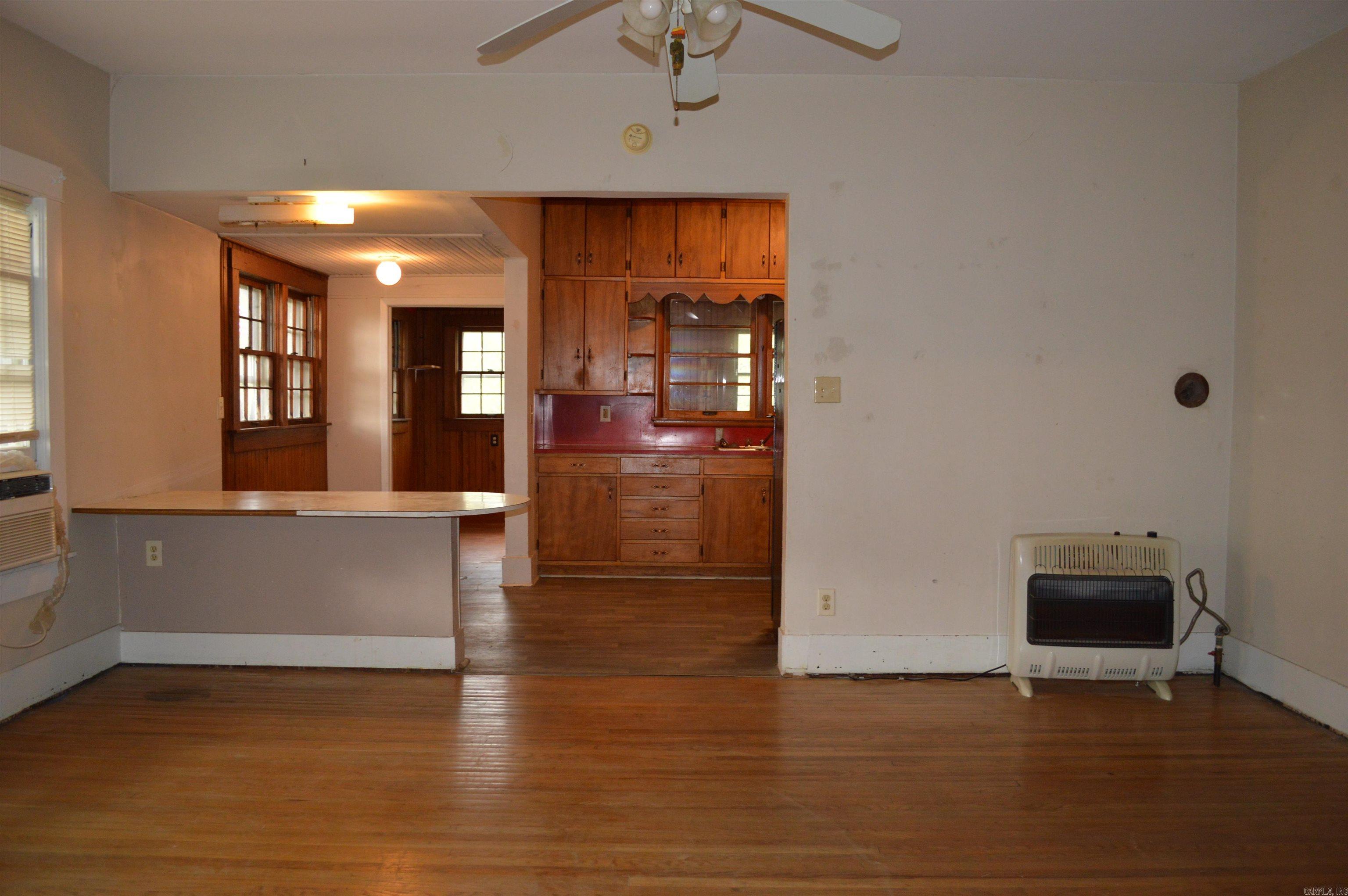 401 N Main  Harrisburg, AR