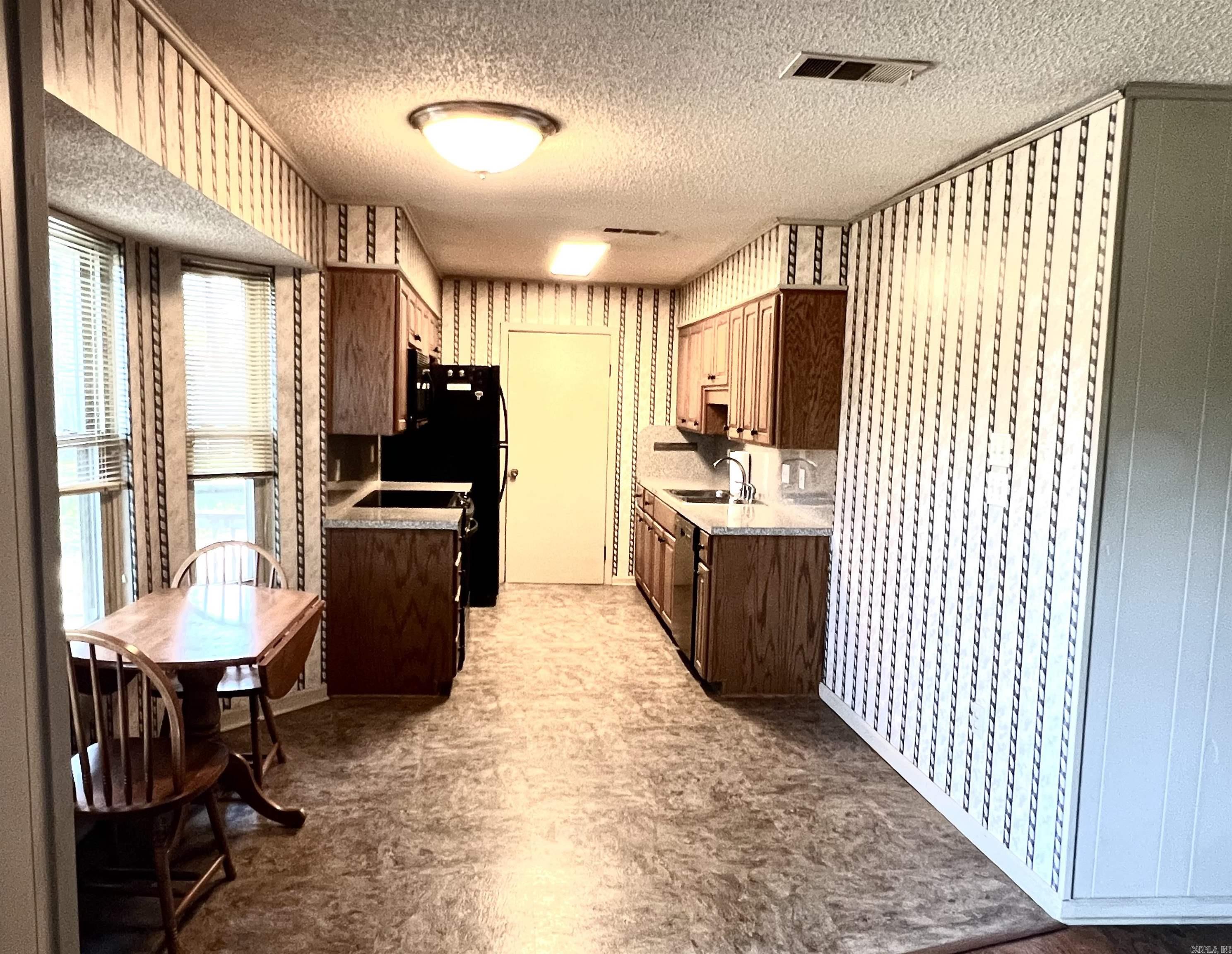 2 Kings Park  Maumelle, AR
