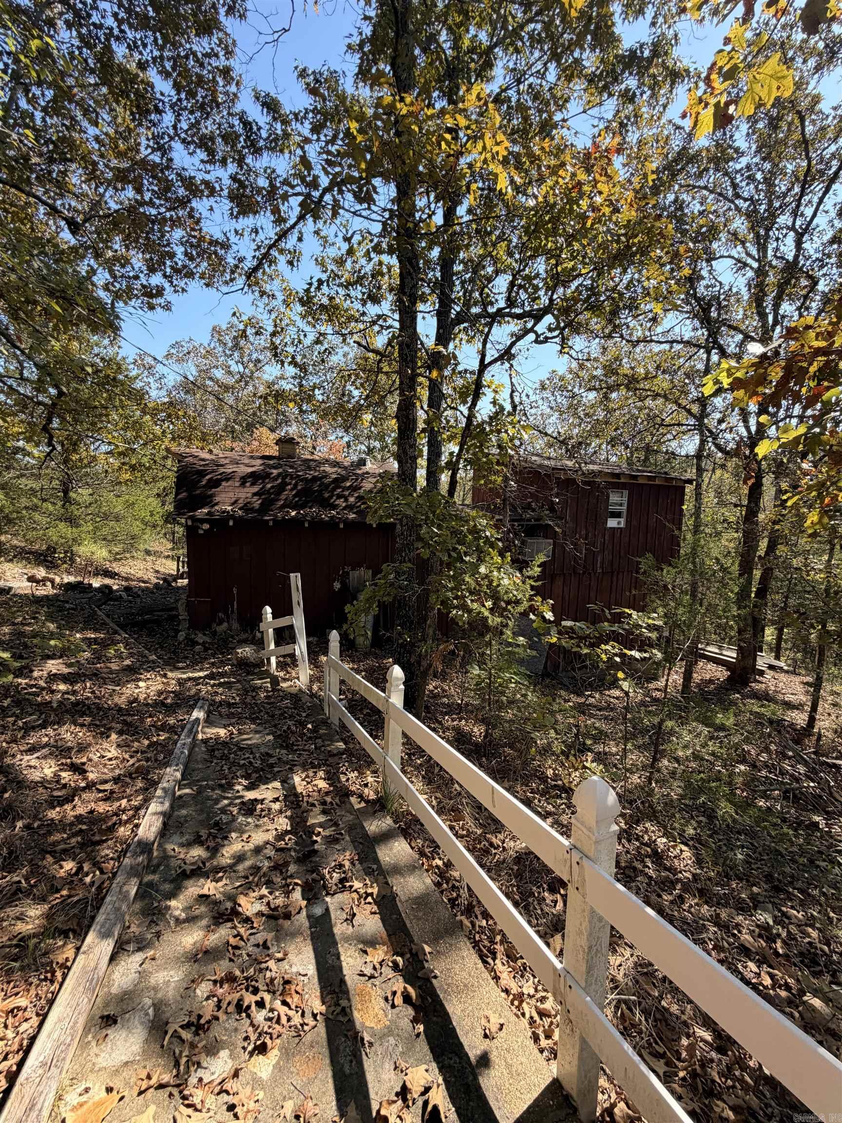 119 Edna  Highland, AR