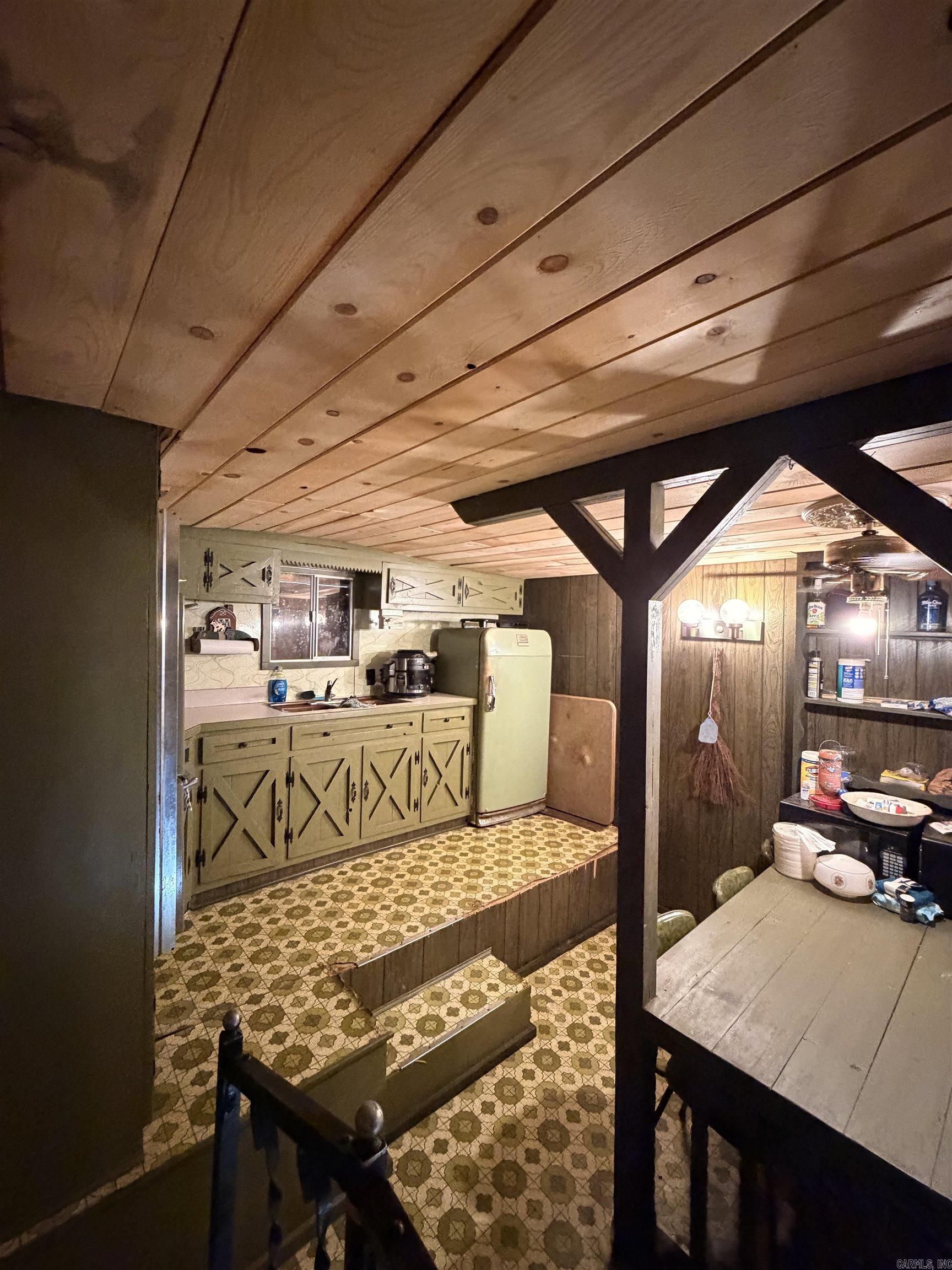 119 Edna  Highland, AR