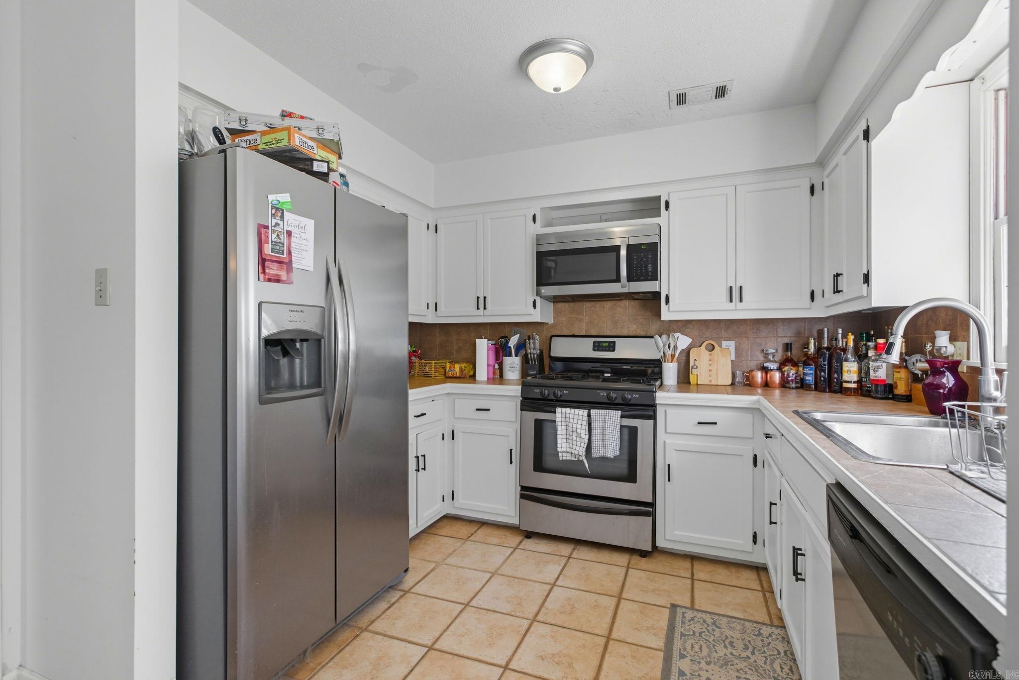 14 White Oak  Searcy, AR
