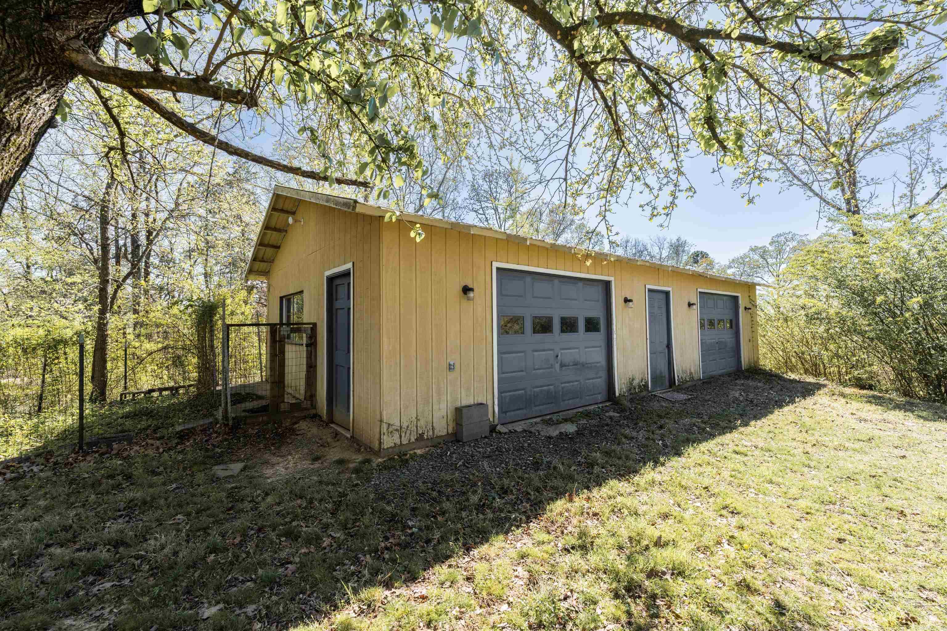 81 Happy Valley  Conway, AR