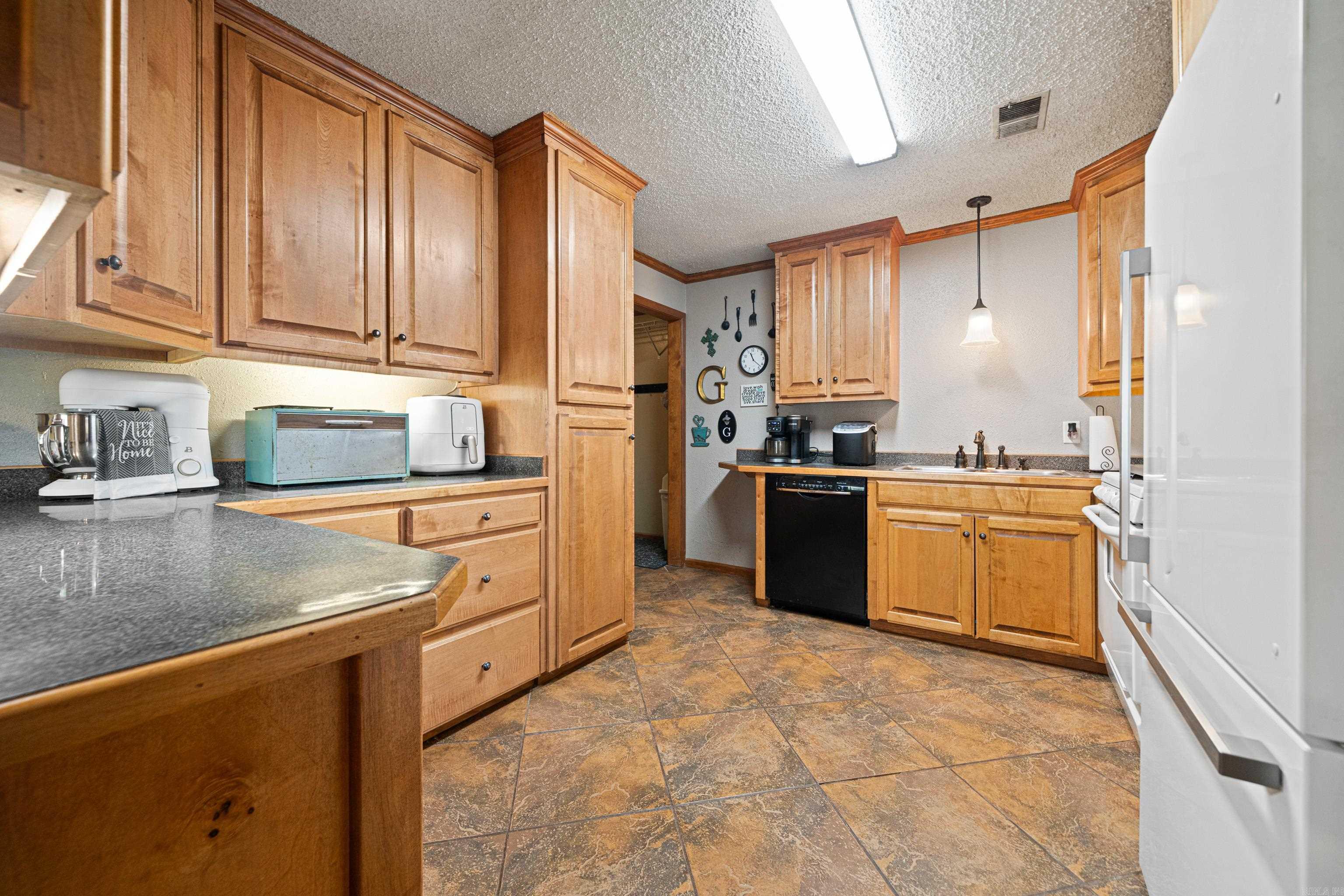 1105 S Rose  Sheridan, AR