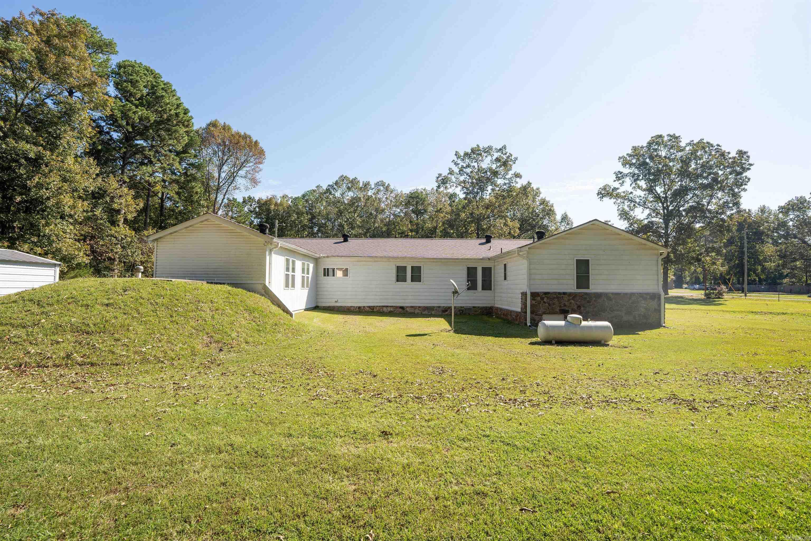 49 Lackeys  Tumbling Shoals, AR