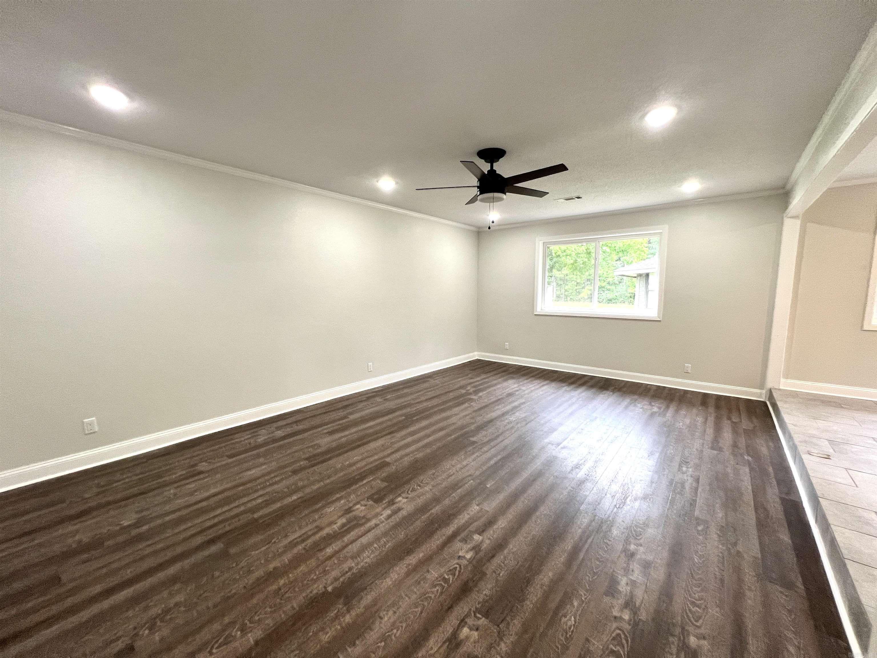 21141 S 425  Star City, AR