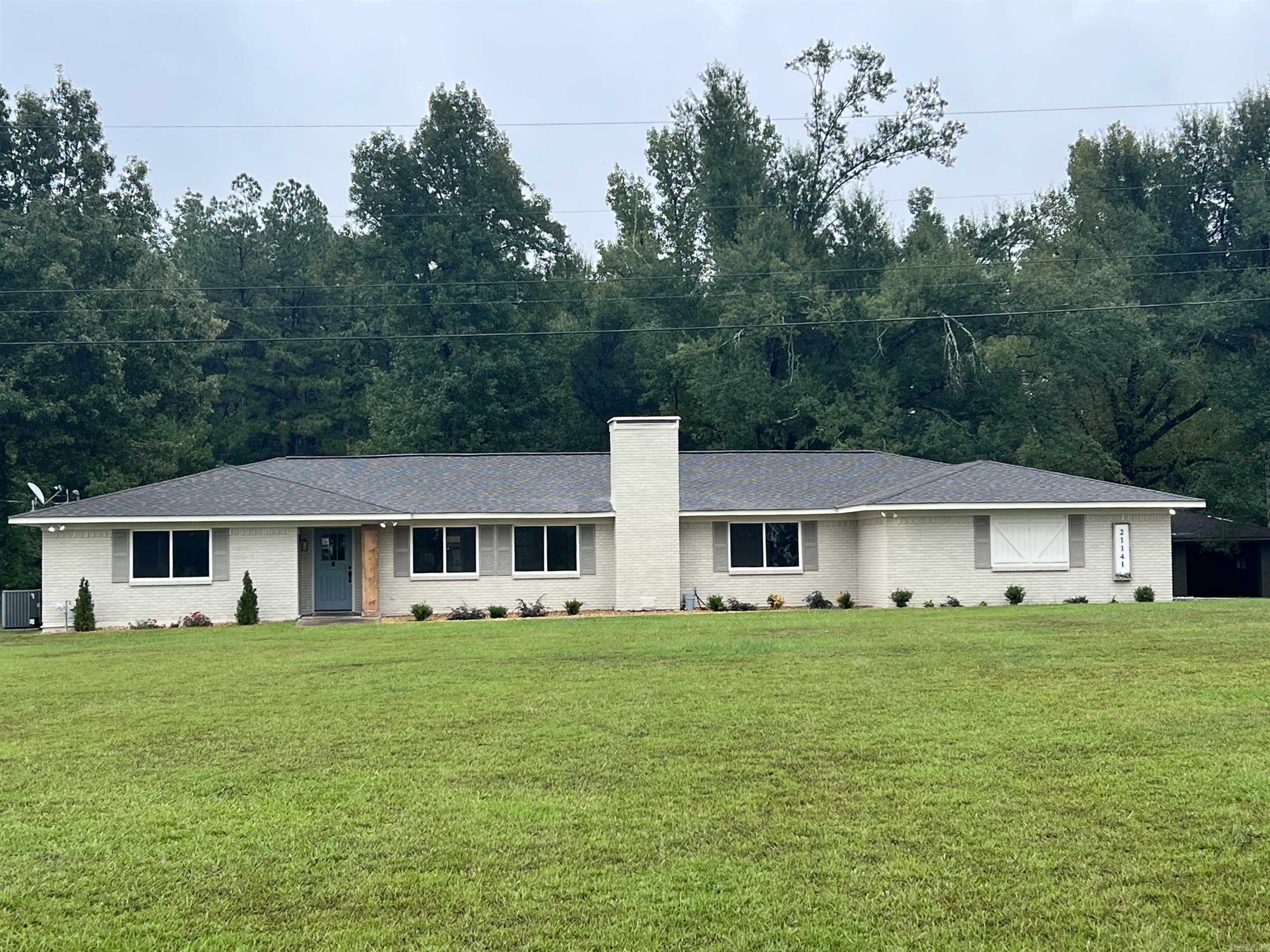 21141 S 425  Star City, AR