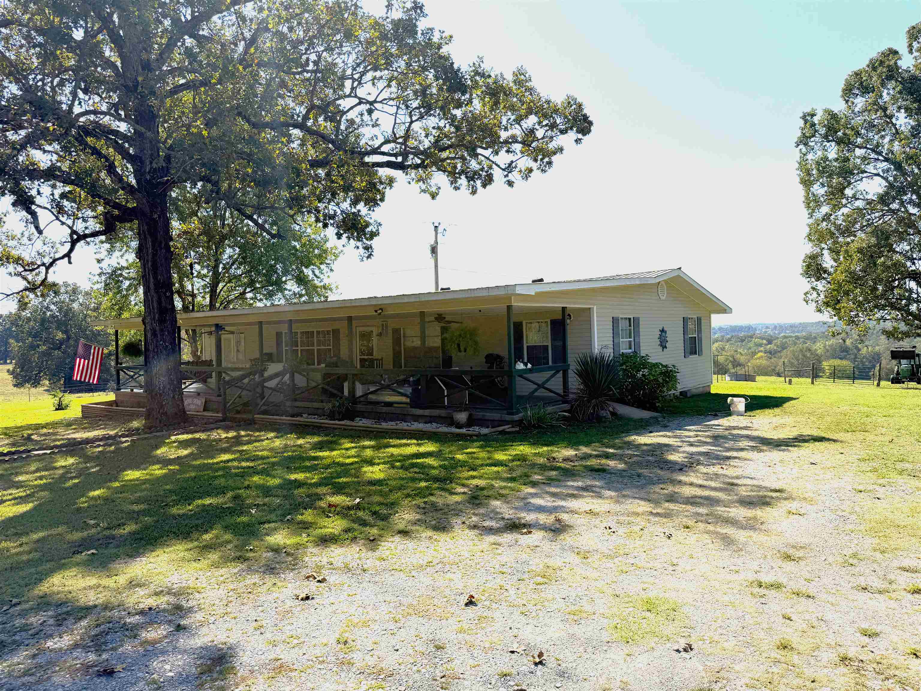 217 Carpenter Road  Evening Shade, AR