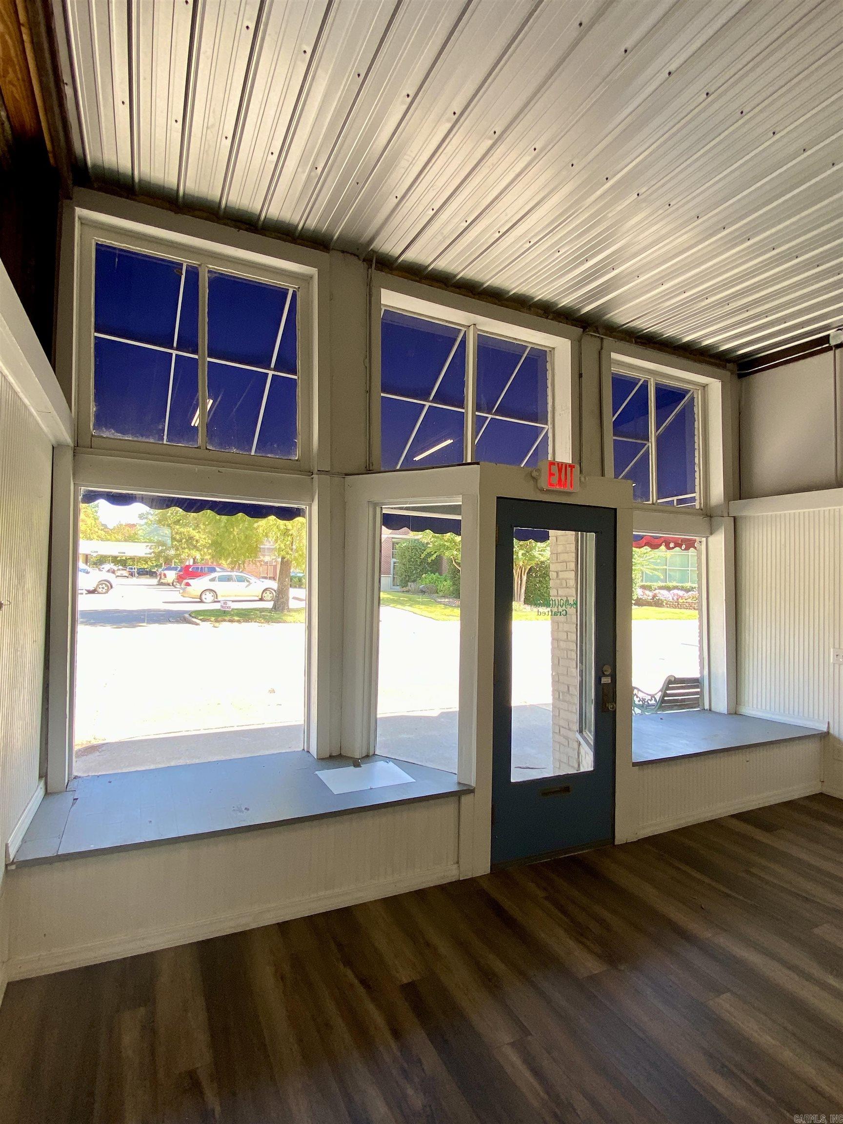 115 N Fulton Street  Johnson, AR