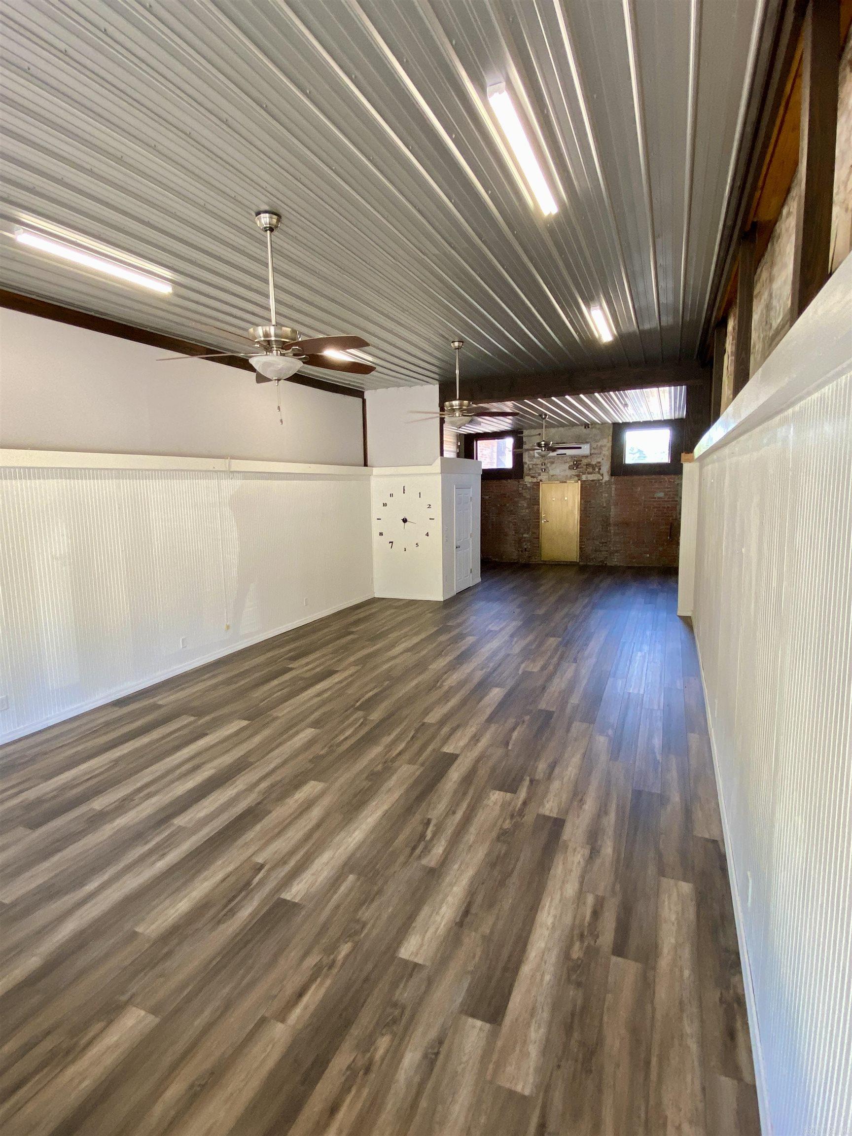 115 N Fulton Street  Johnson, AR