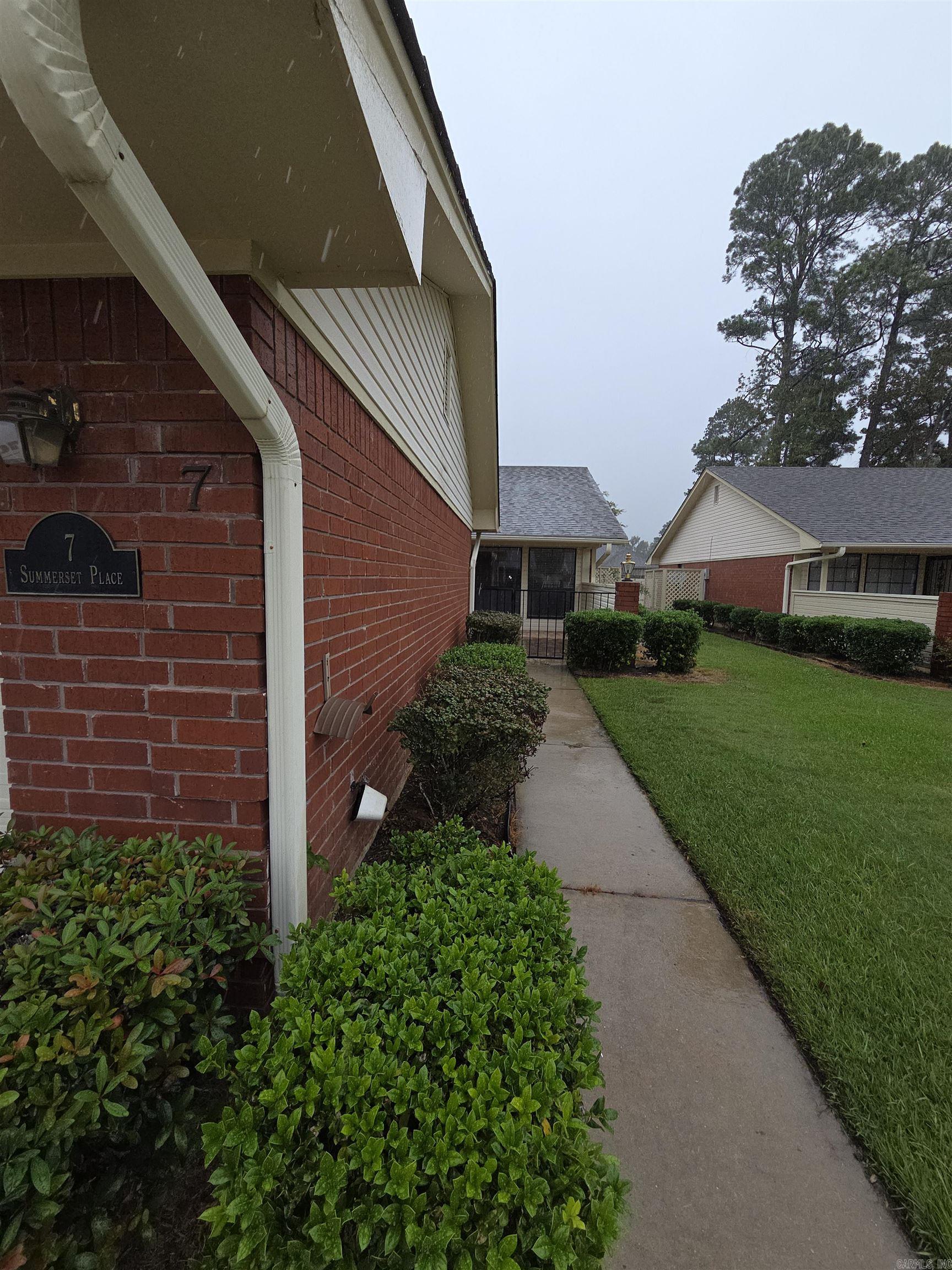 7 Summerset Place