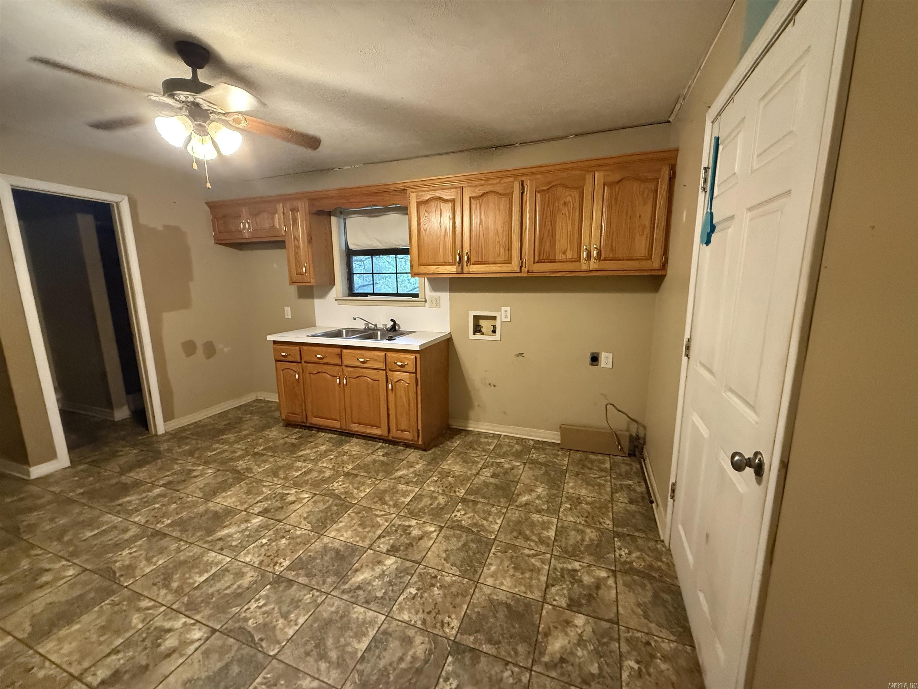 2861 Hwy 16n  Searcy, AR