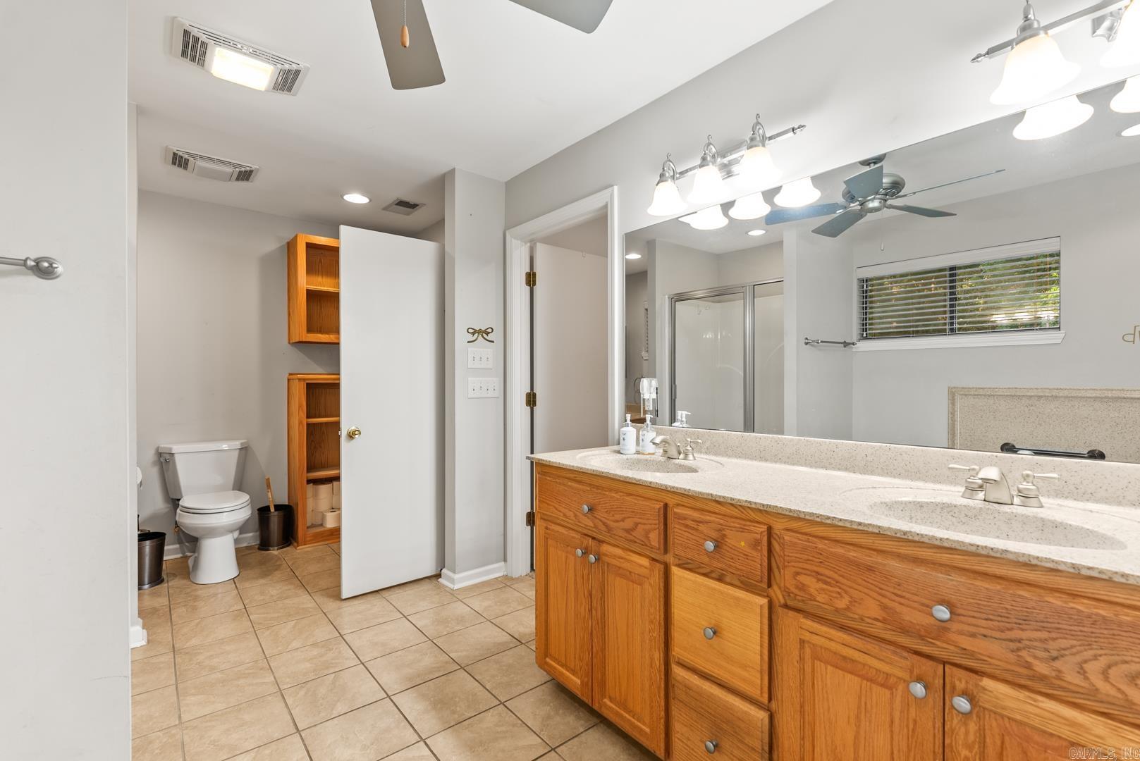 6 Roberts  Mayflower, AR