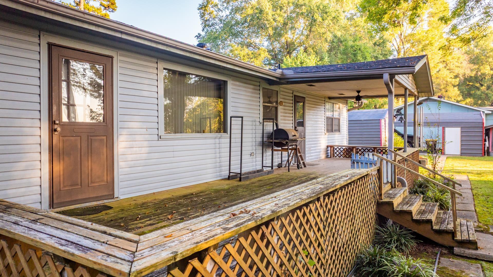 6 Roberts  Mayflower, AR