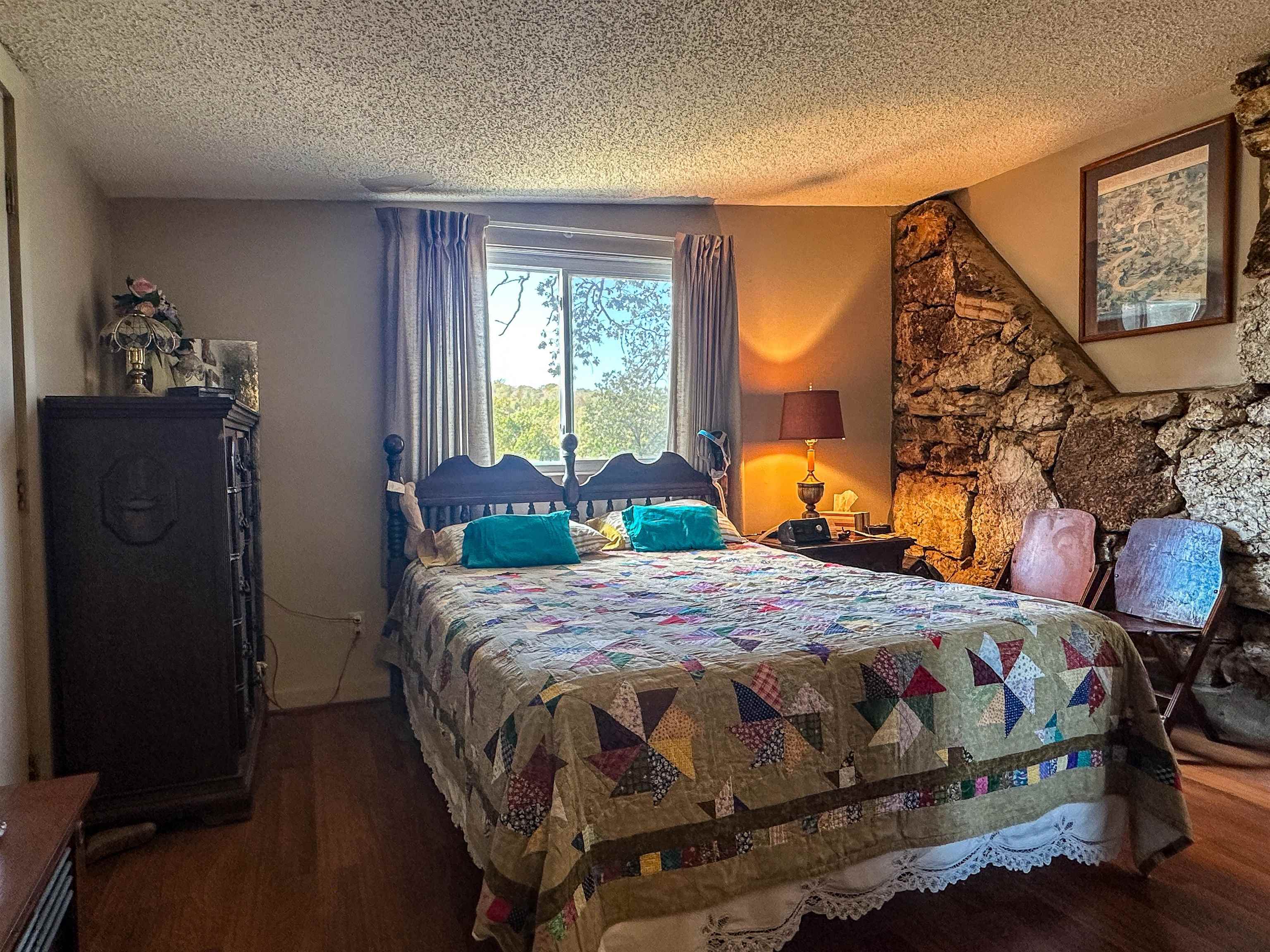 5 Kiwanie  Hardy, AR