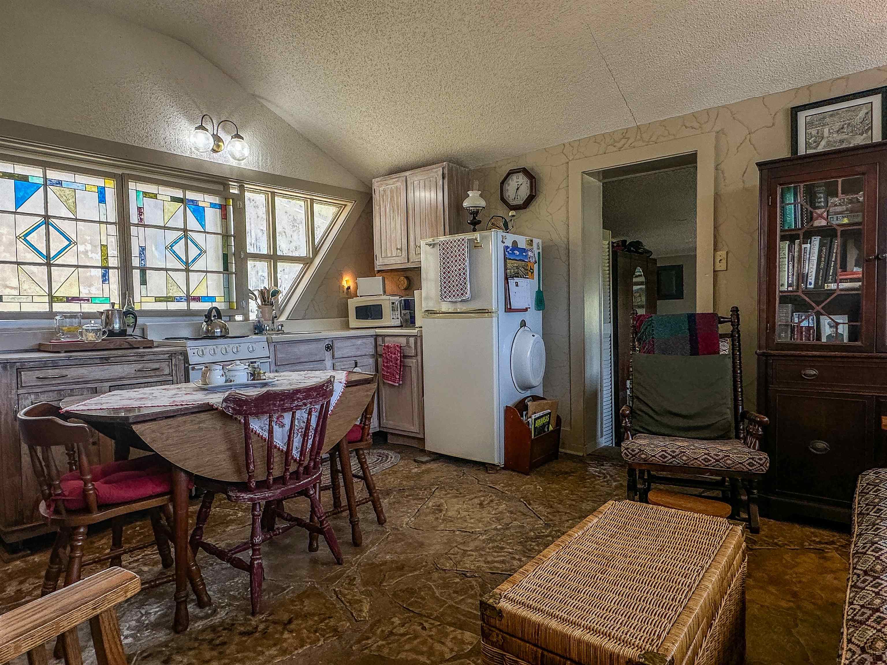 5 Kiwanie  Hardy, AR