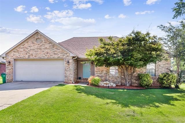 14  Fredrick  Mayflower, AR