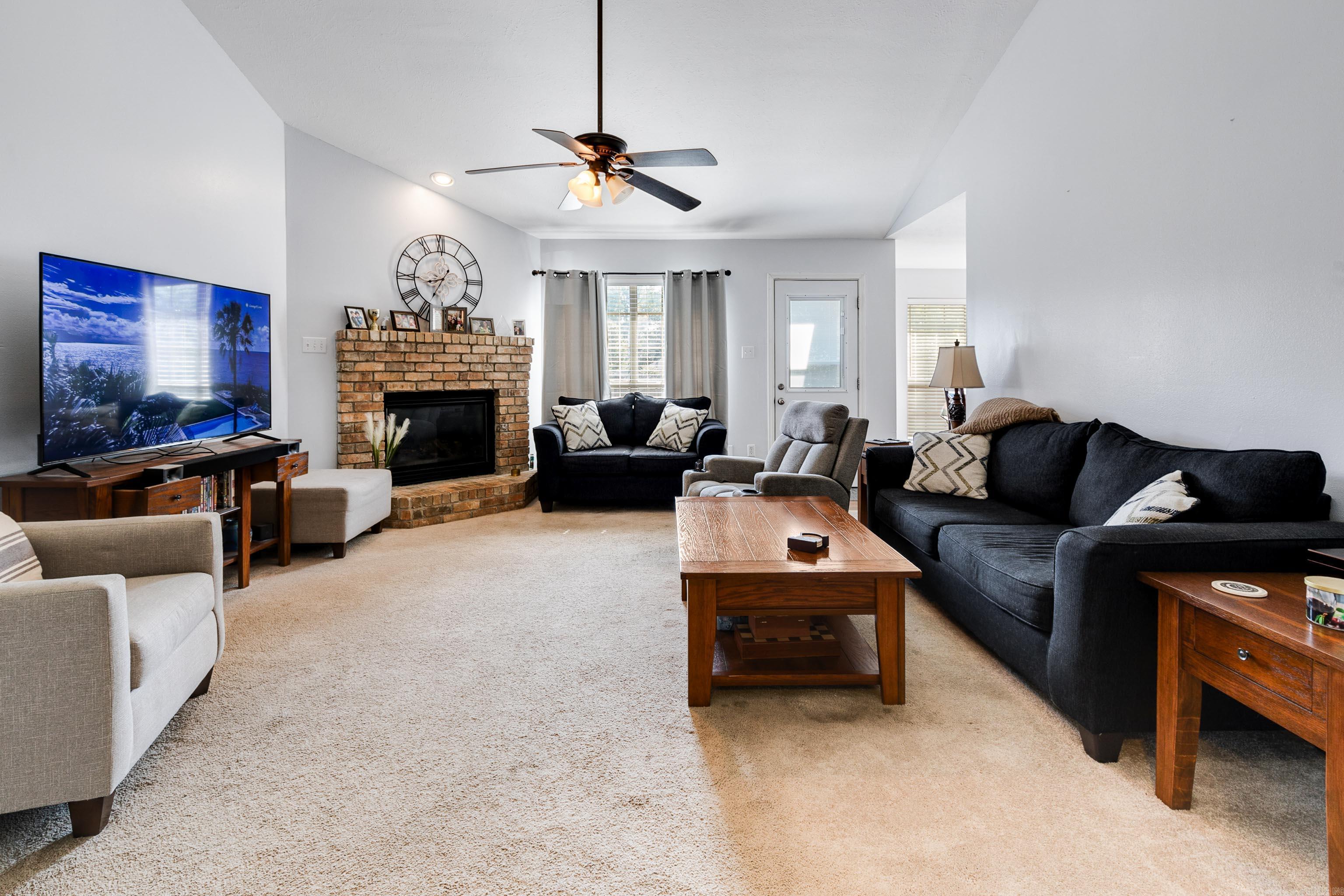 14 Fredrick  Mayflower, AR