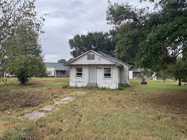 435  Spruce St  Holly Grove, AR