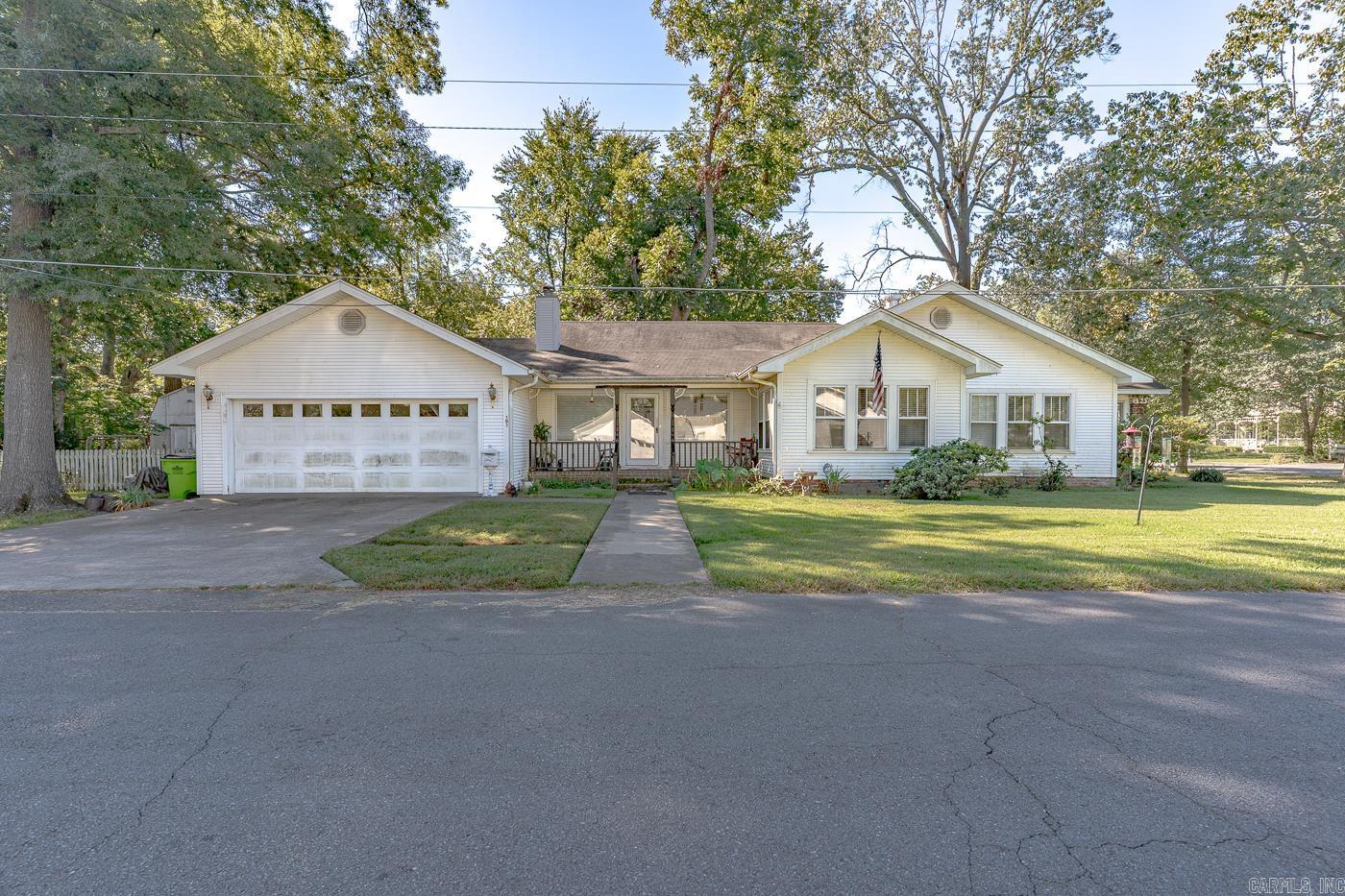 503 Jefferson  Lonoke, AR
