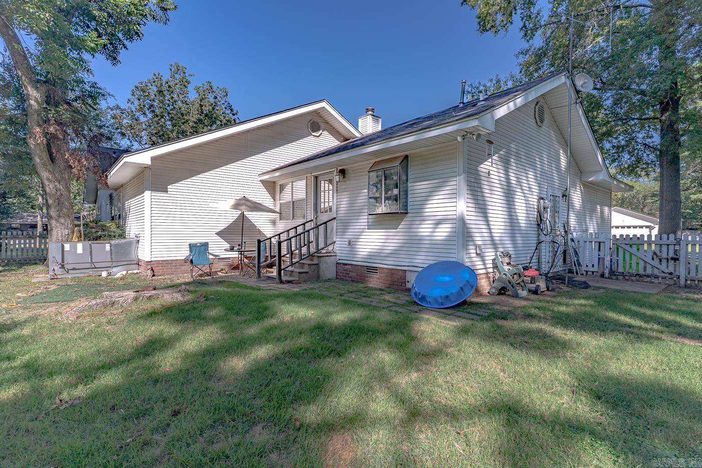 503 Jefferson  Lonoke, AR