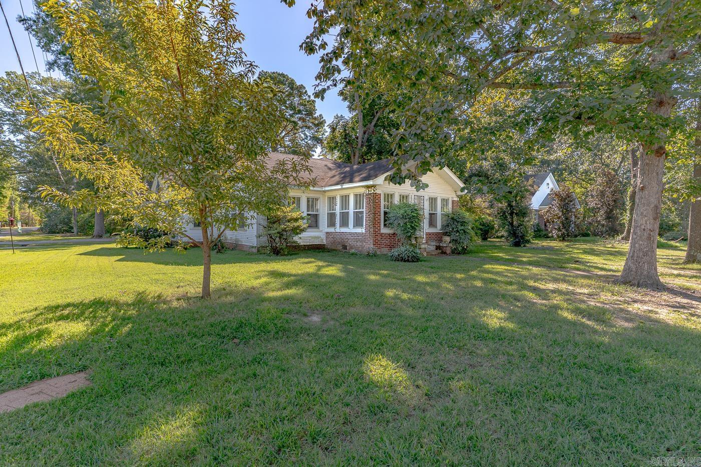 503 Jefferson  Lonoke, AR