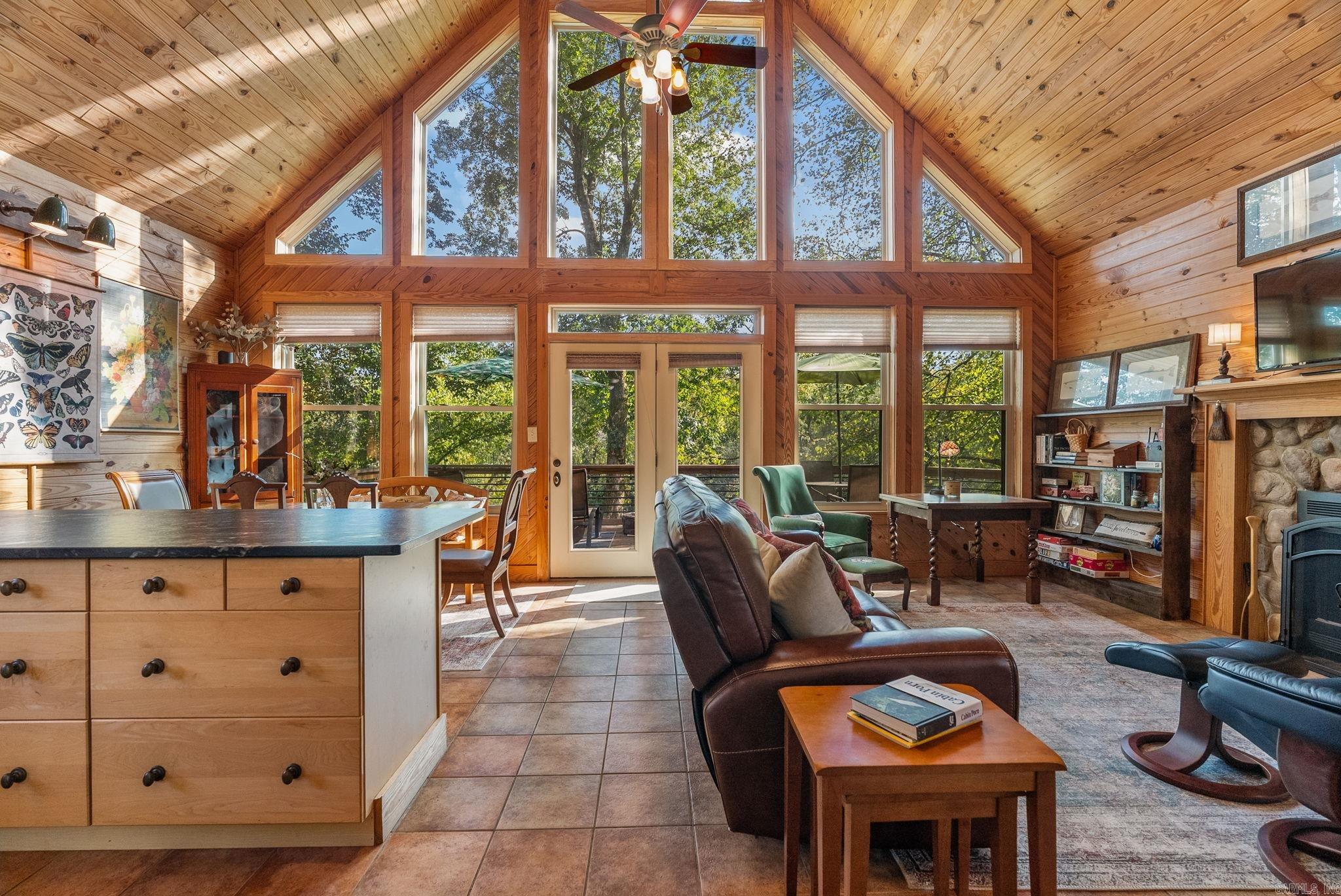 43 Trout Valley  Wilburn, AR
