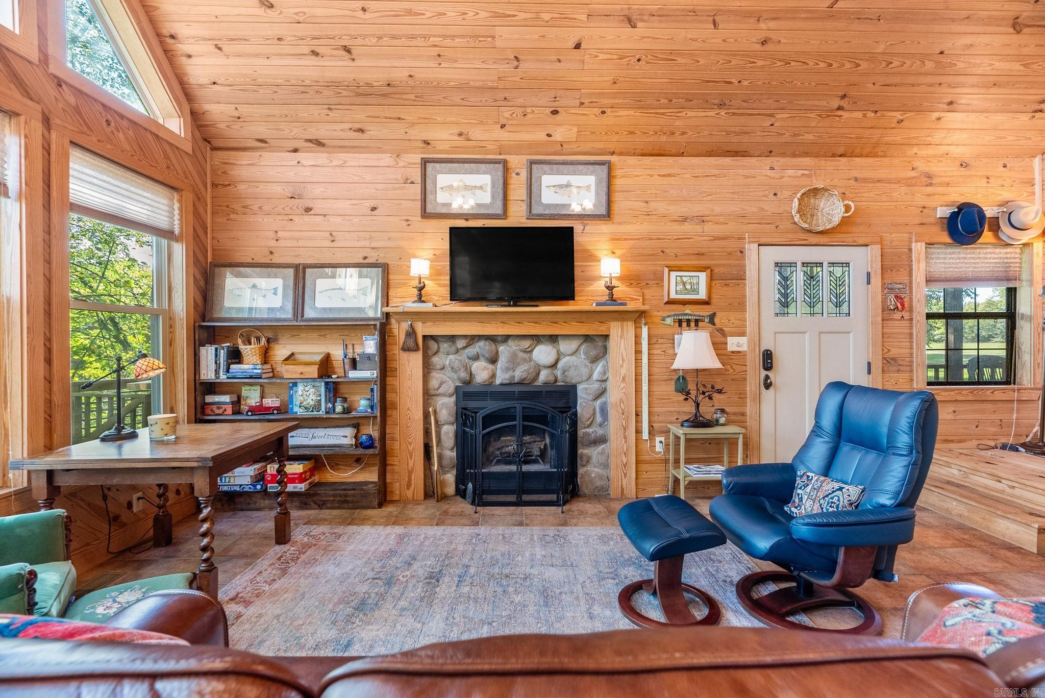 43 Trout Valley  Wilburn, AR