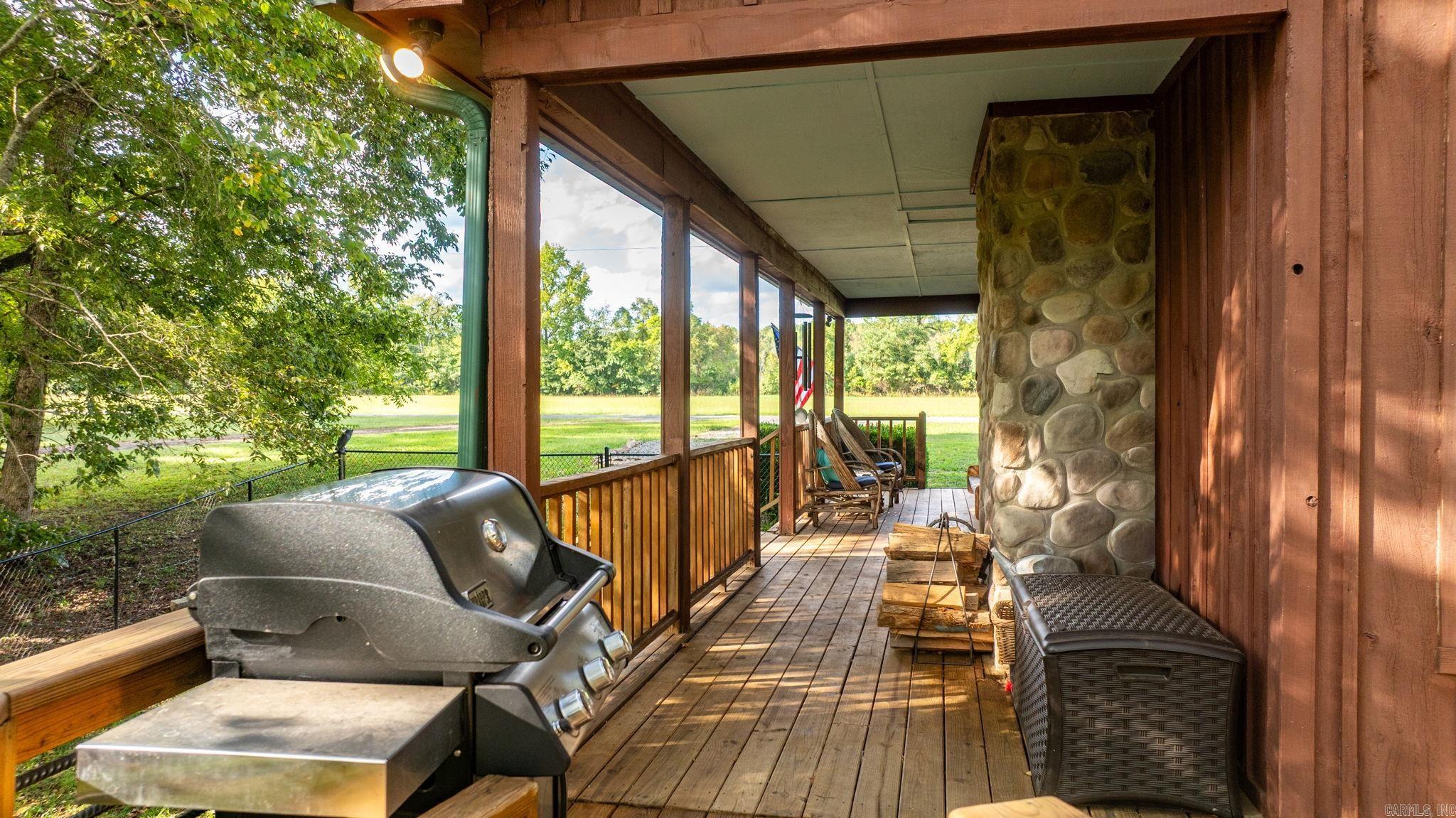 43 Trout Valley  Wilburn, AR