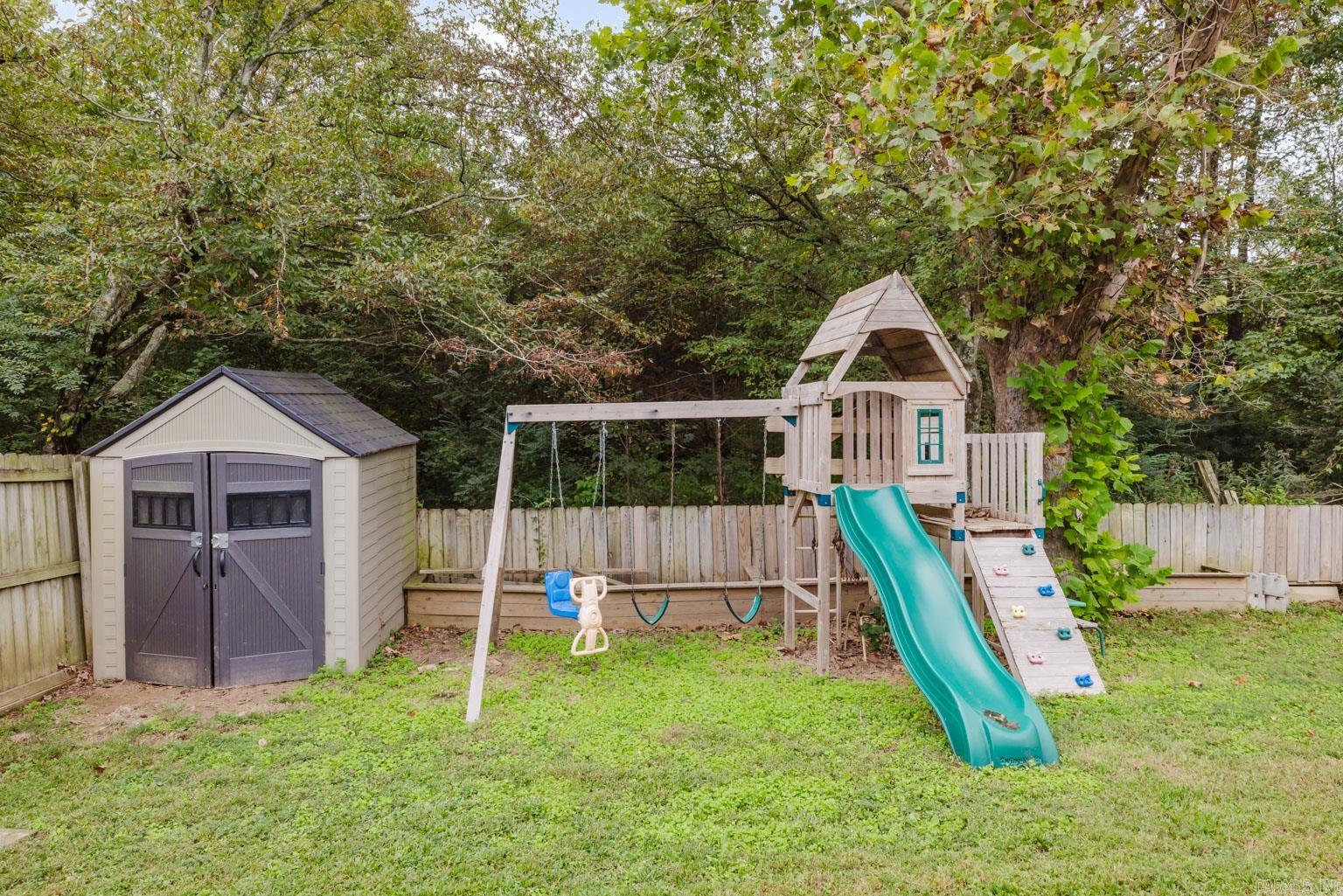 2411 Shadowcreek  Bryant, AR