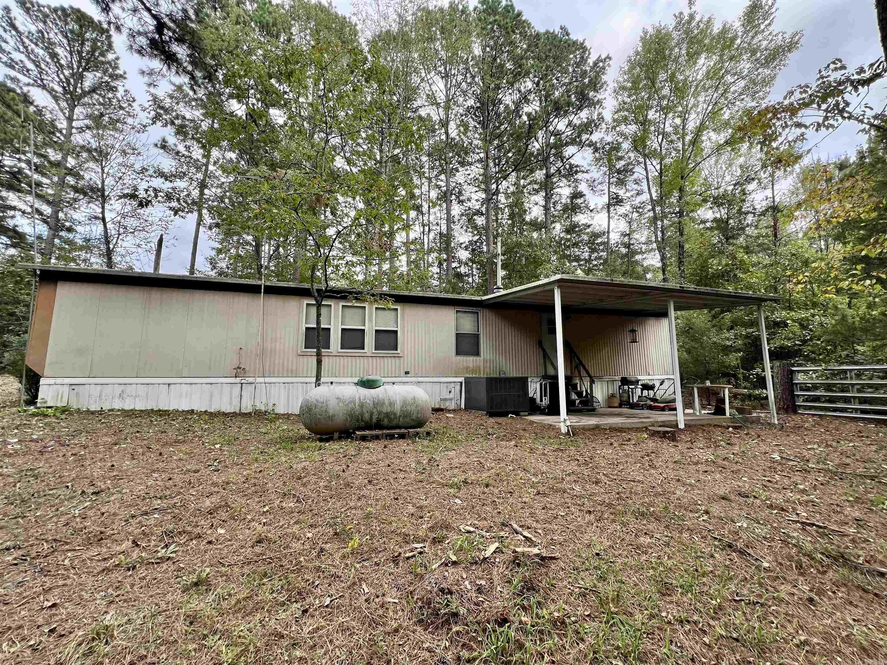 830 Fox Chase  Higden, AR