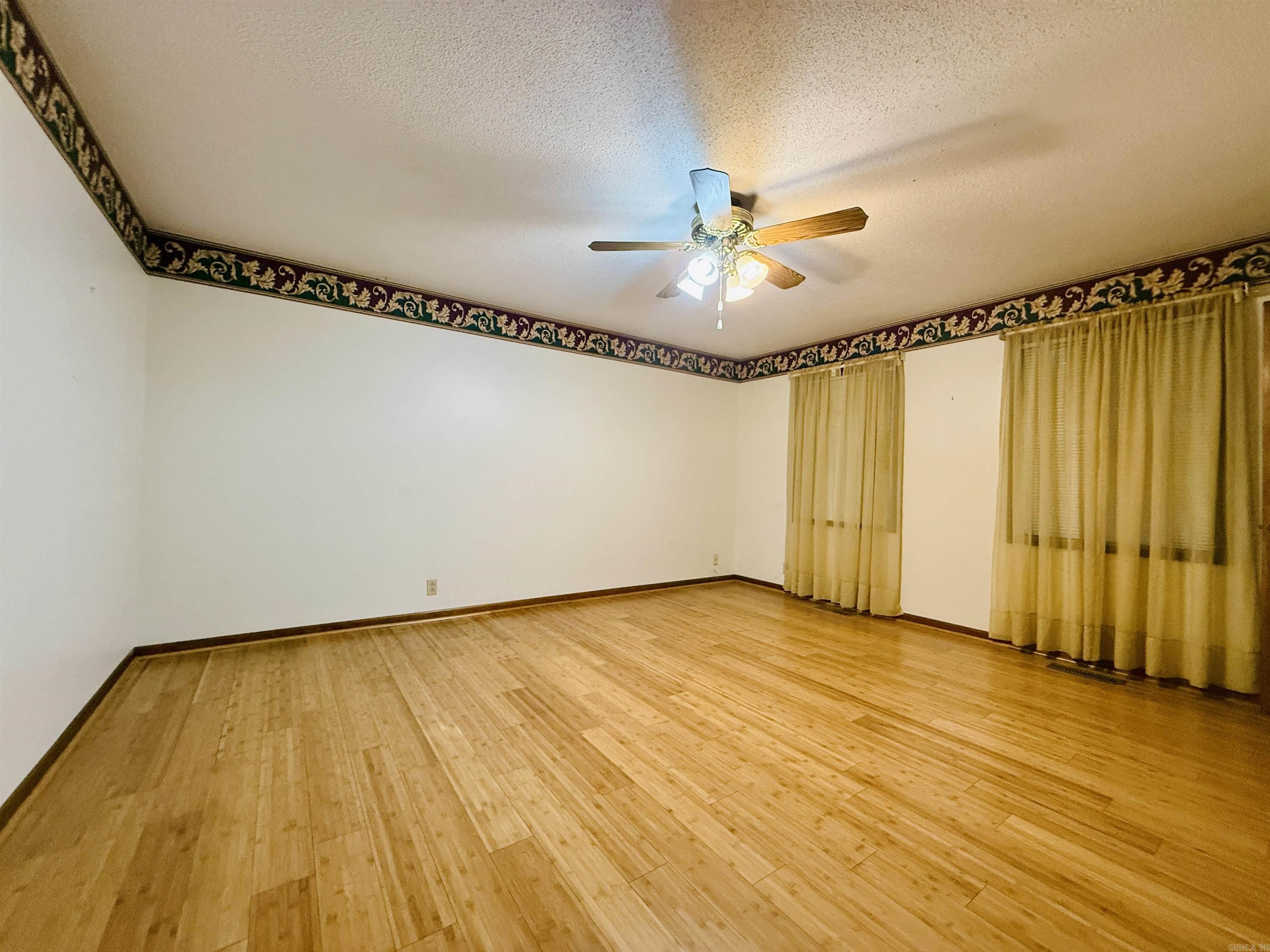 901 Hester  Jonesboro, AR