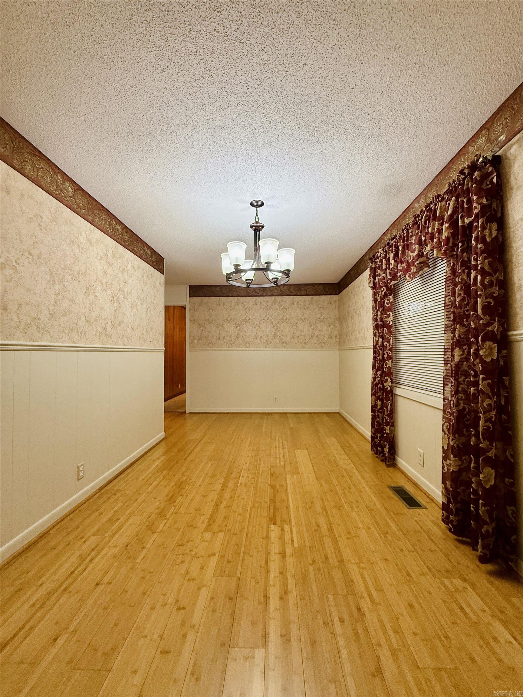 901 Hester  Jonesboro, AR
