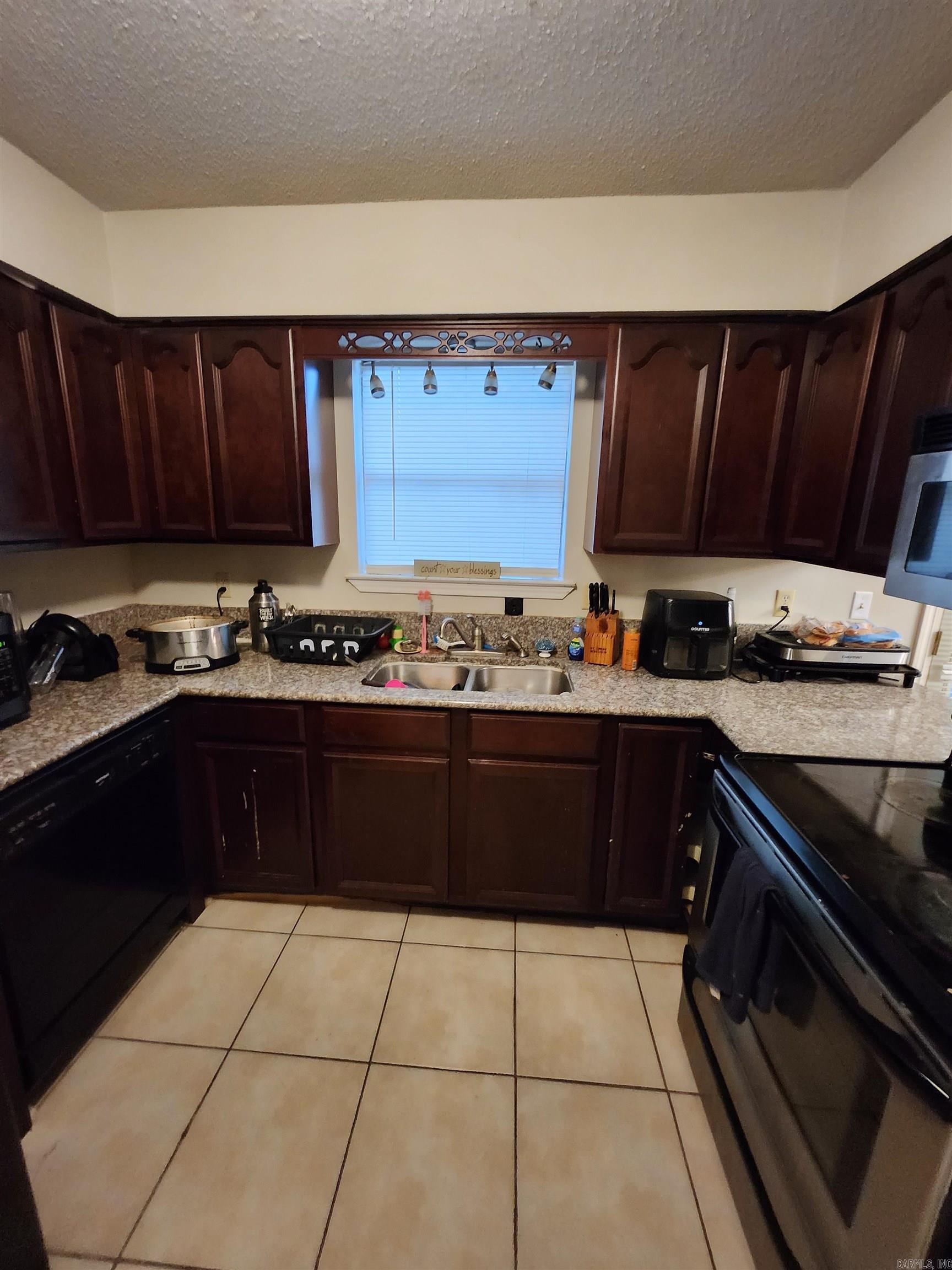 5223 Mulberry  Little Rock, AR